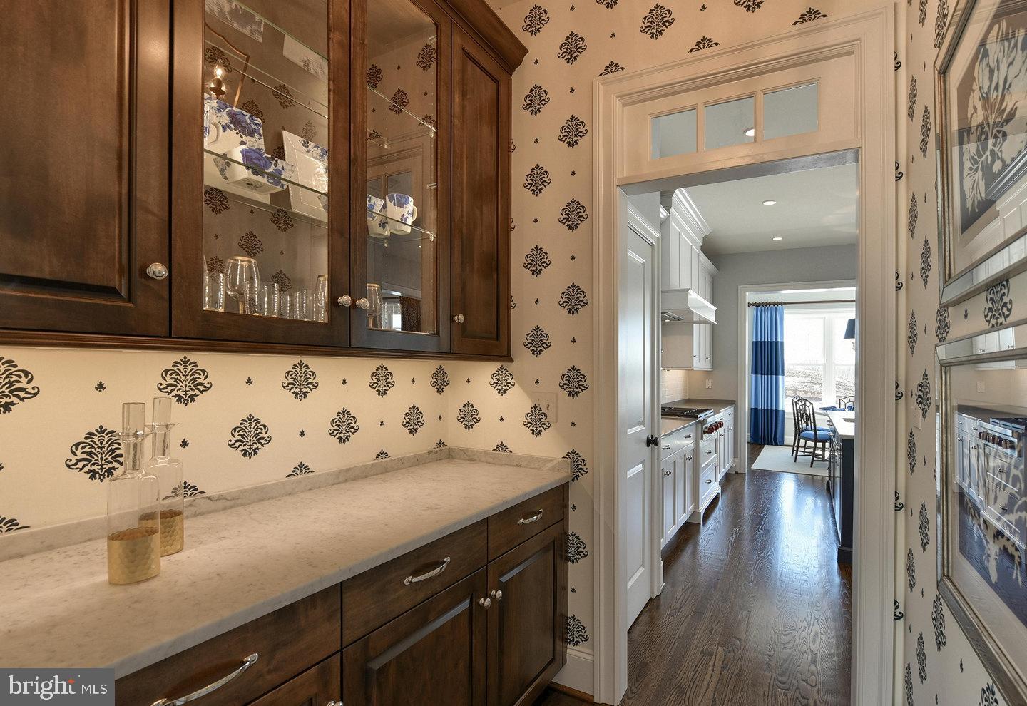 CHAPEL HILL - Residential