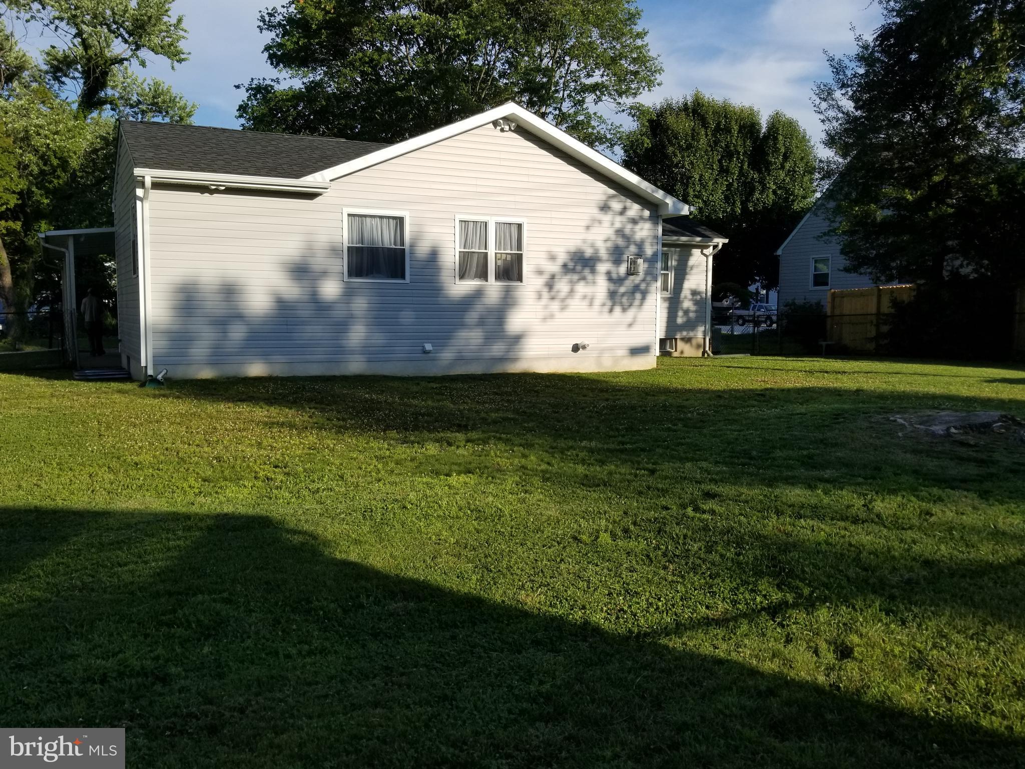 RIVIERA BEACH - Residential