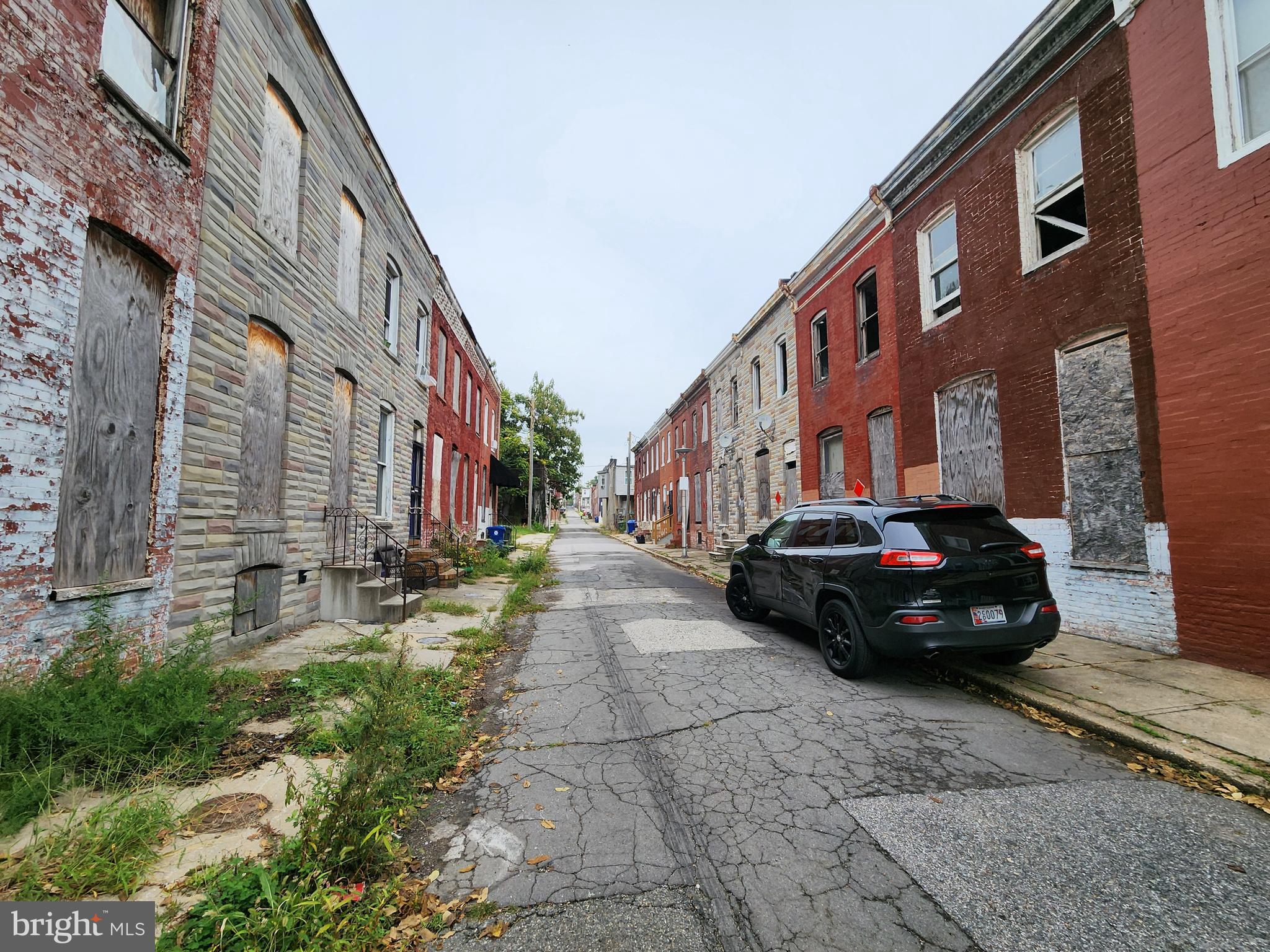 BROADWAY EAST - Residential