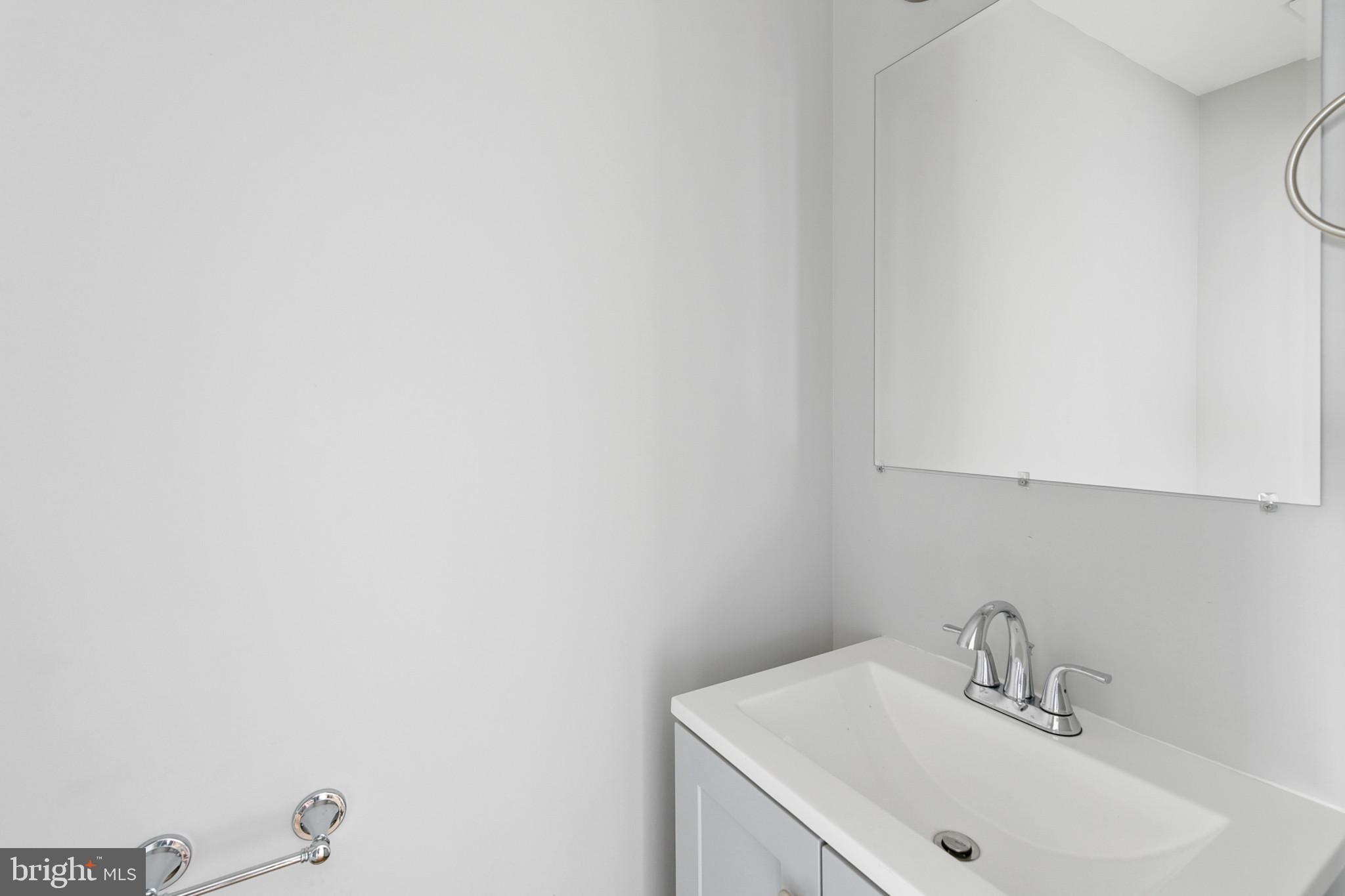 CENTRAL PARK HEIGHTS - Residential Lease