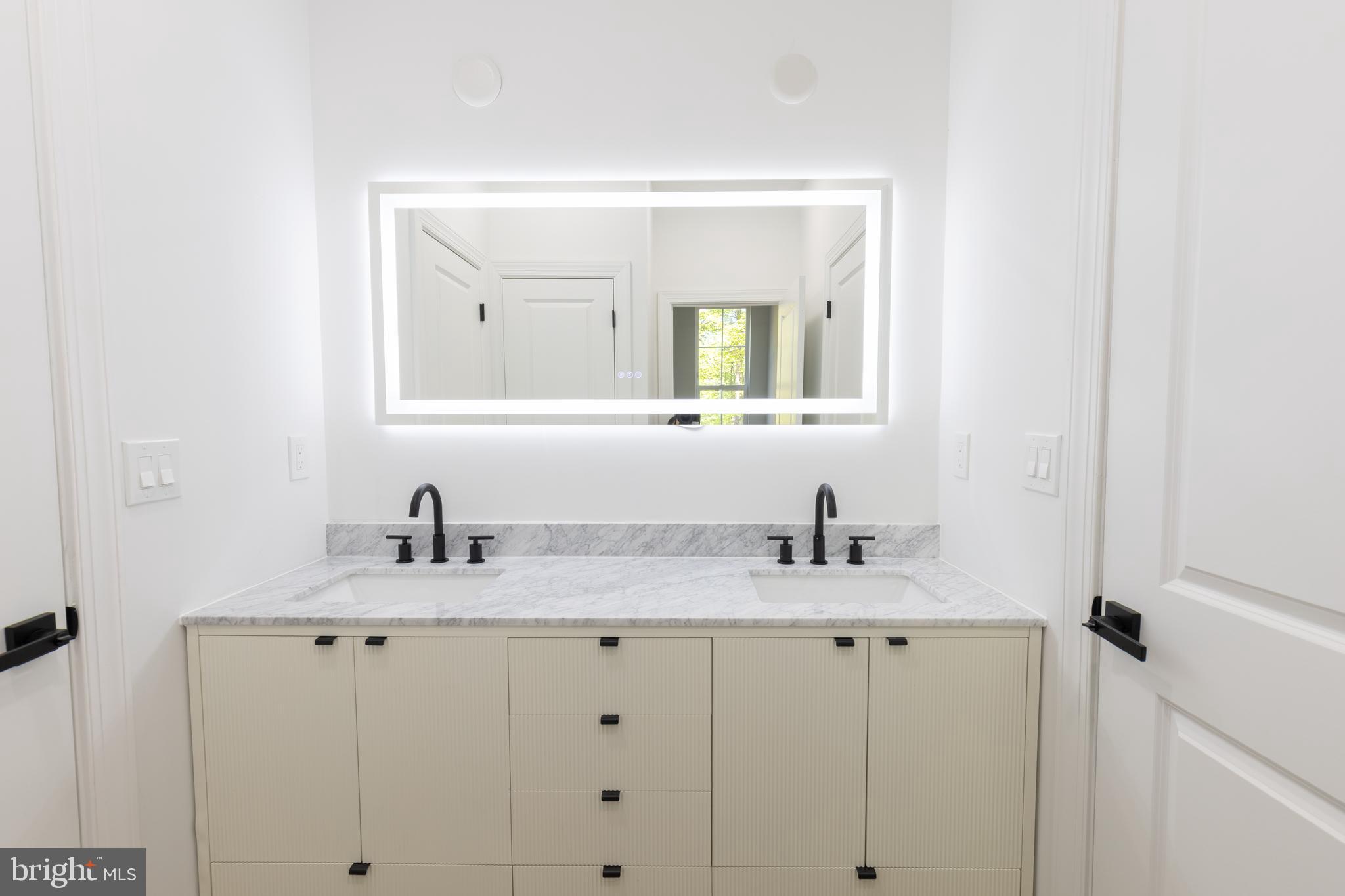 MORGAN II - Residential