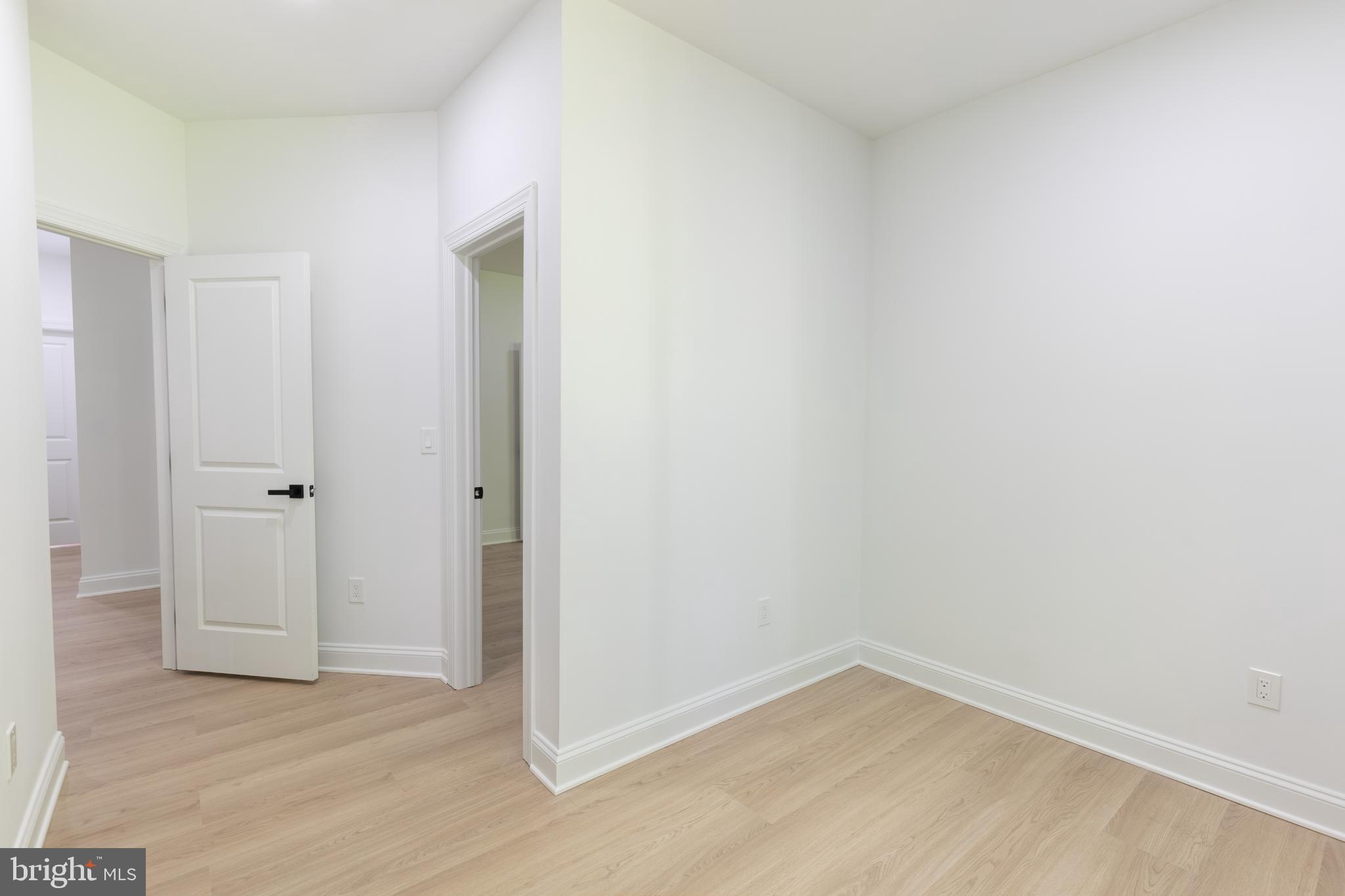 MORGAN II - Residential