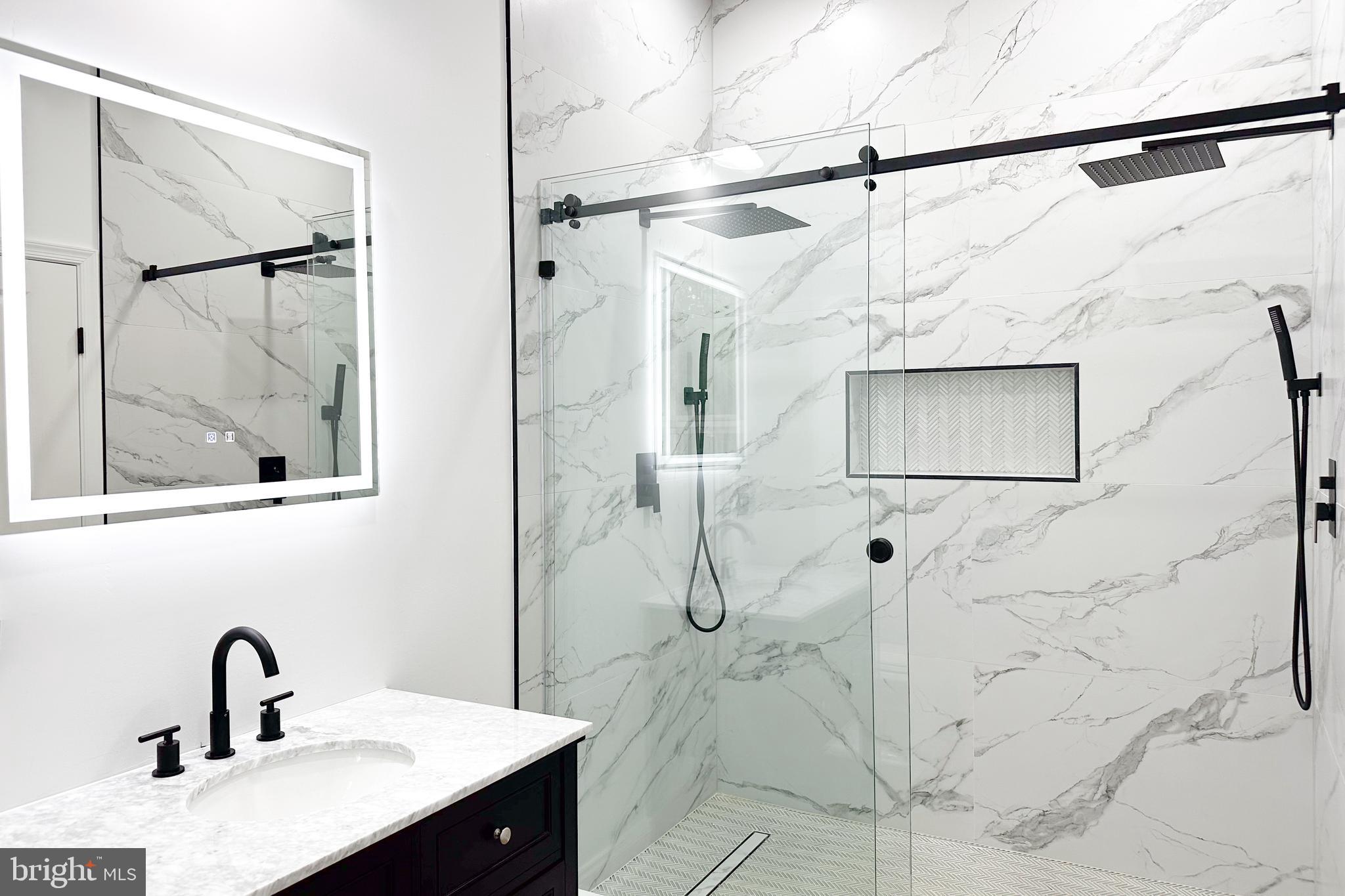 MORGAN II - Residential