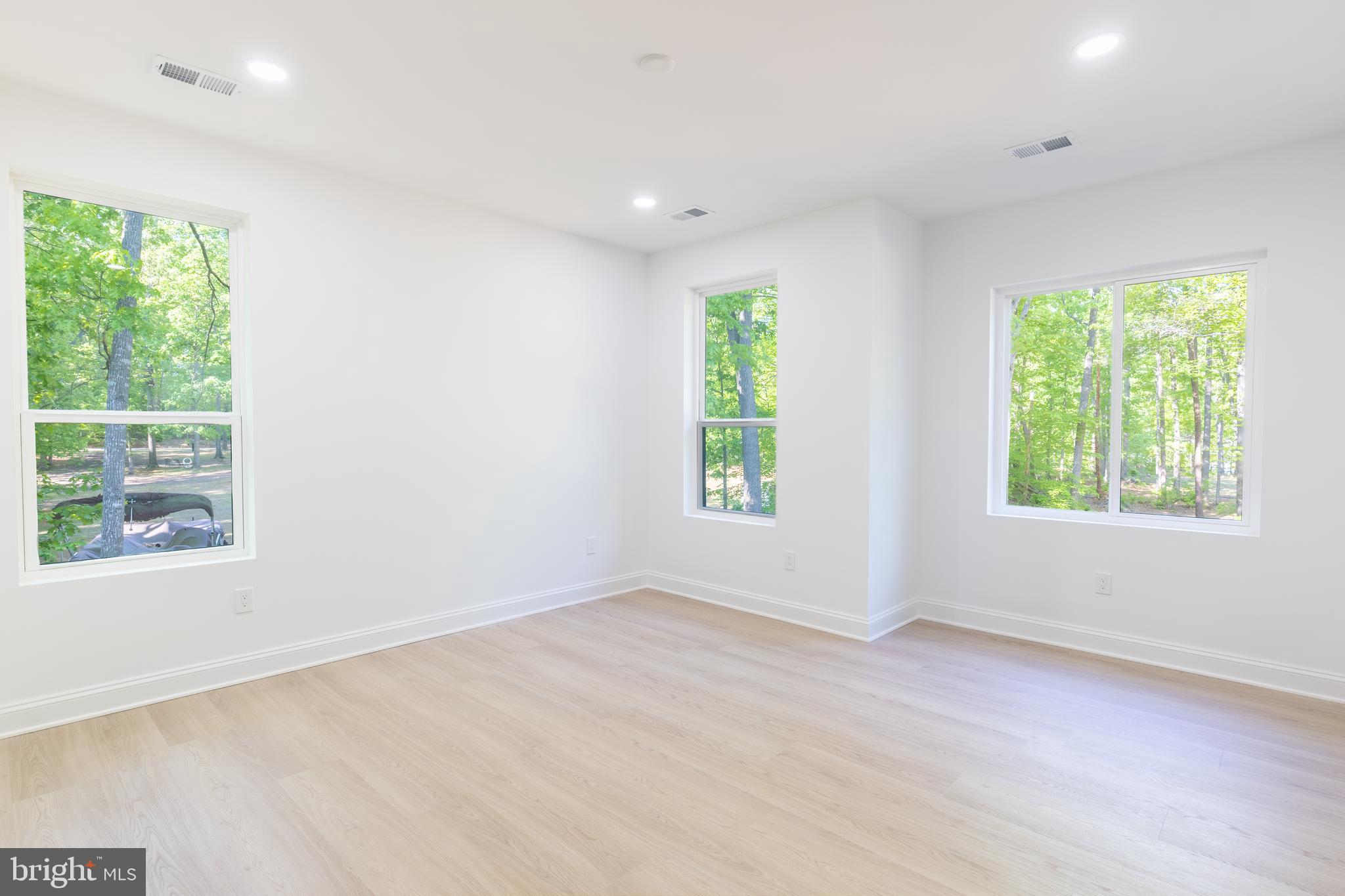 MORGAN II - Residential