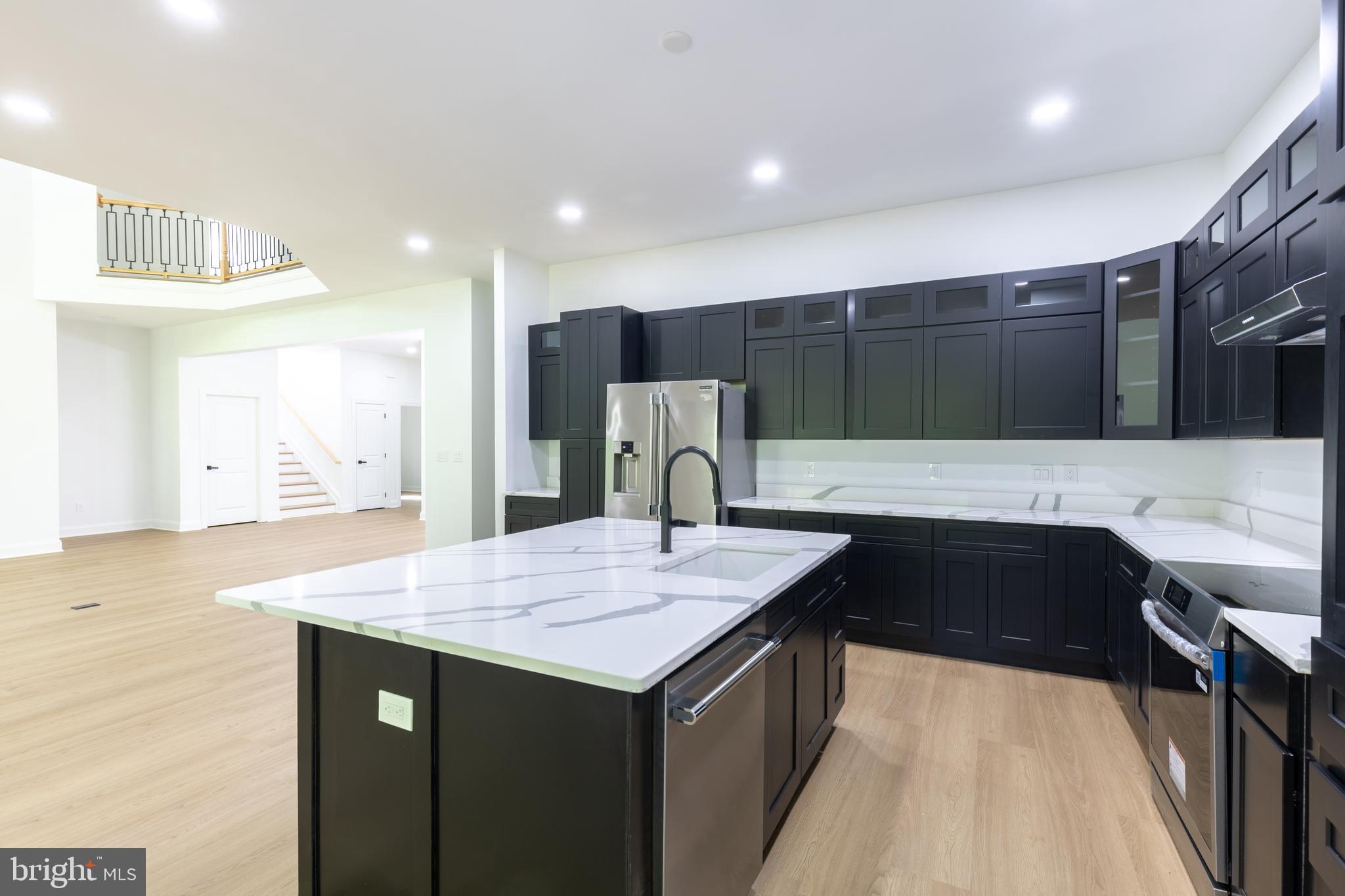 MORGAN II - Residential