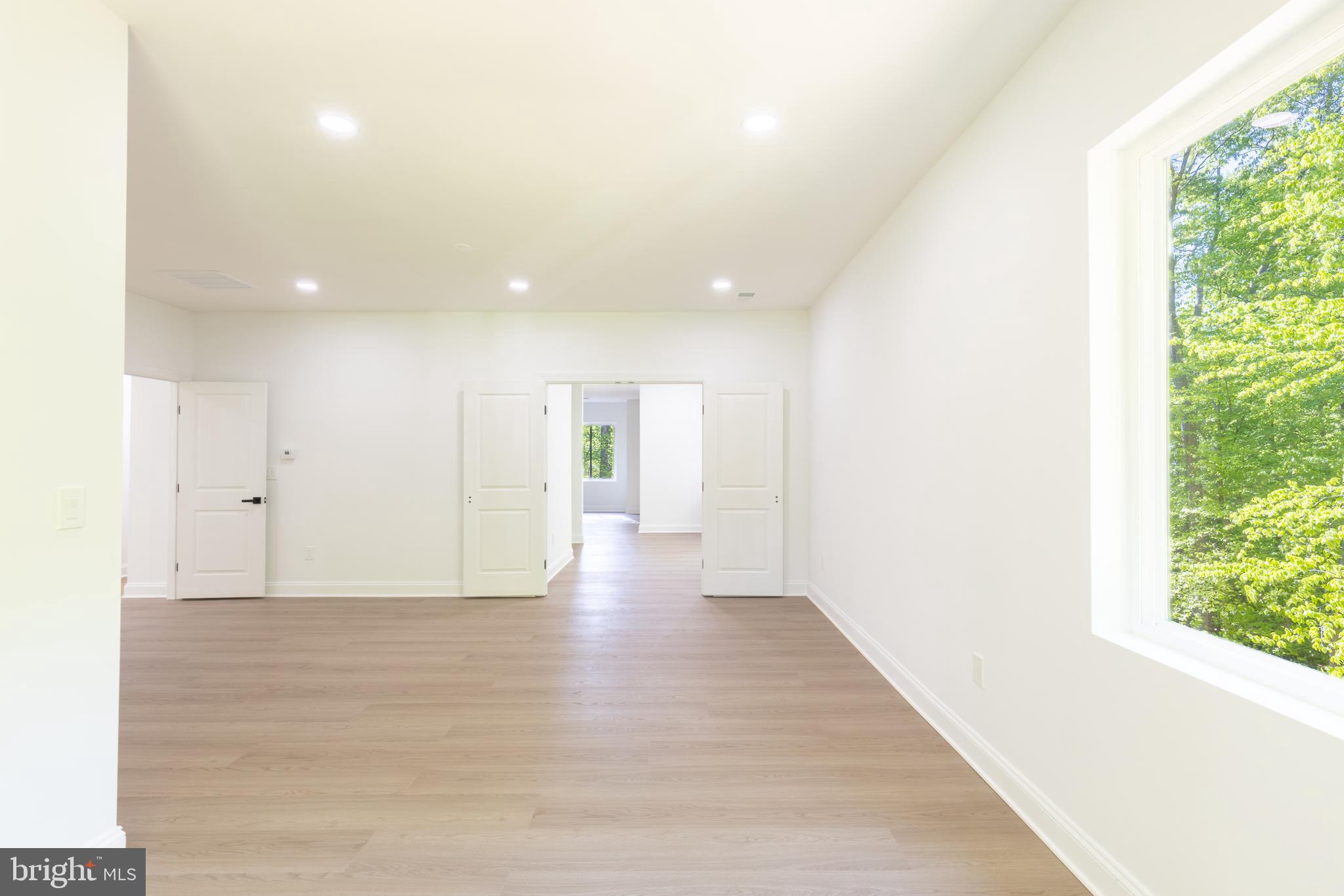 MORGAN II - Residential