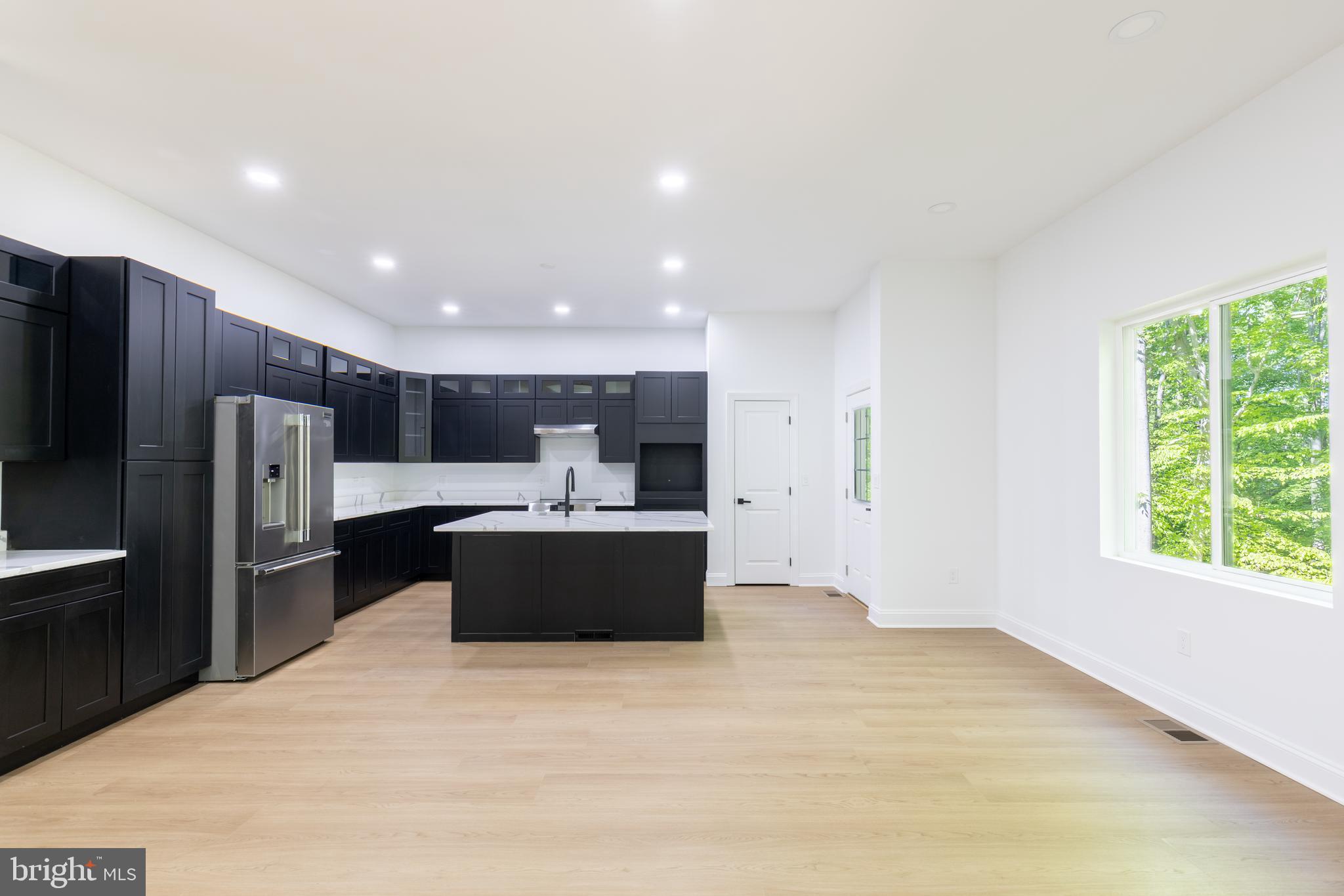 MORGAN II - Residential