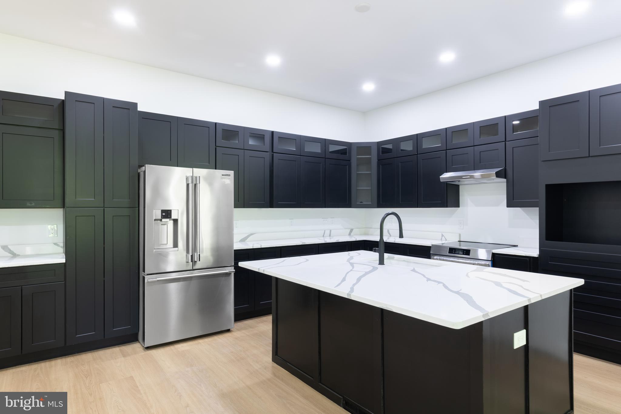 MORGAN II - Residential