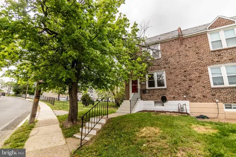 2421 Bond Avenue, Drexel Hill, PA MLS: PADE2089546