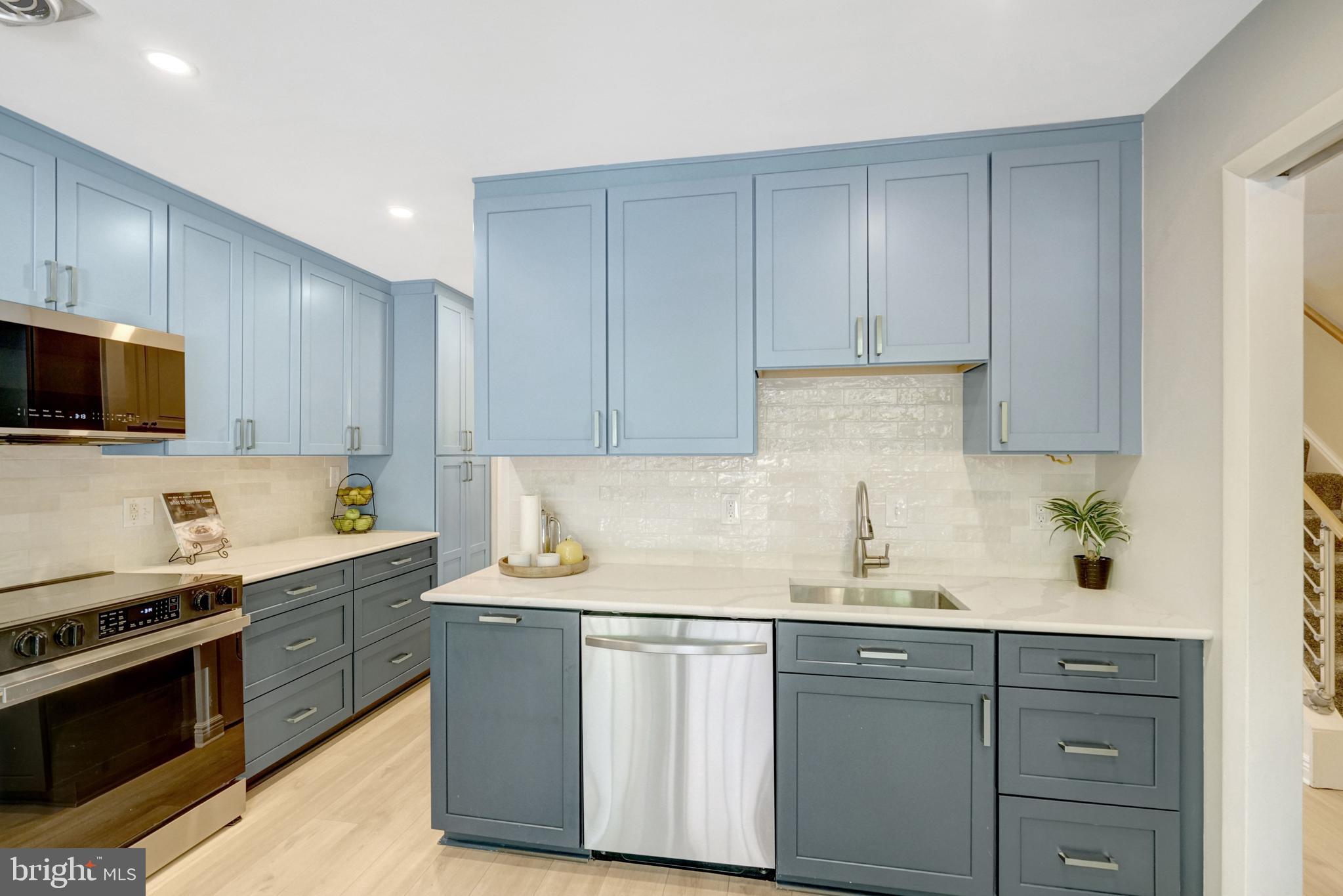 CONCORD MEWS - Residential