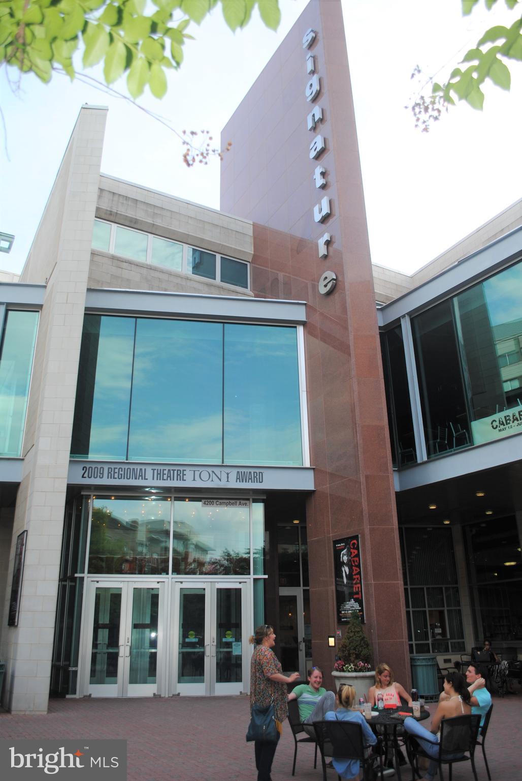 CONCORD MEWS - Residential