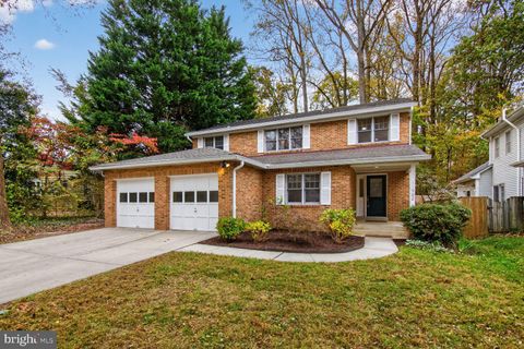 Photo of 11902 Bernard Drive, SILVER SPRING, MD 20902 (MLS # MDMC2199034)
