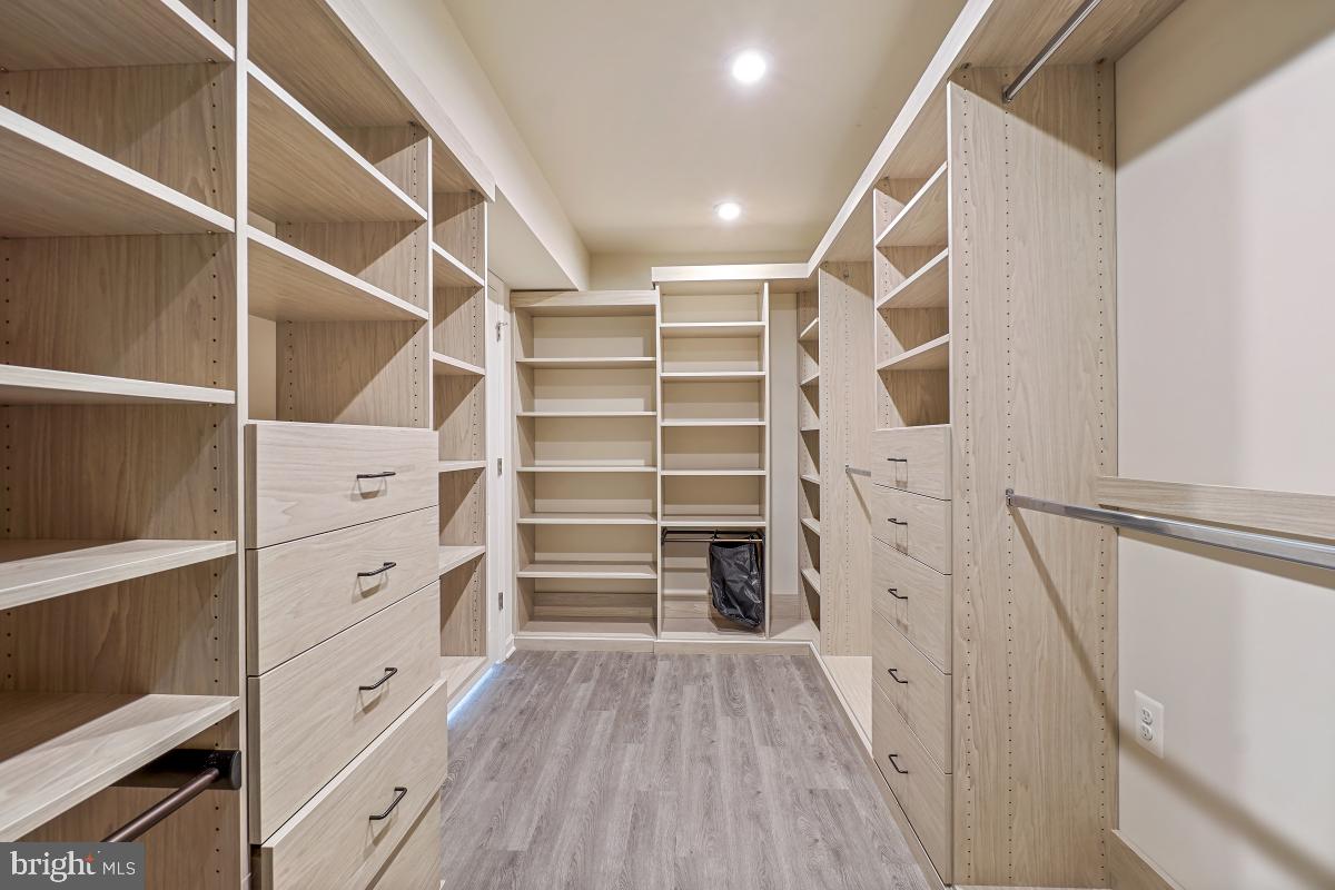 GLEN DALE COMMONS PHASE 2 - Residential Lease