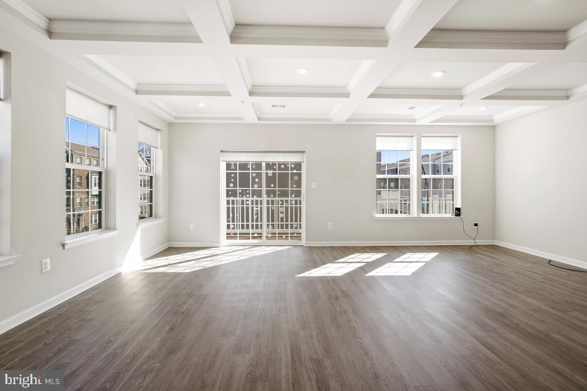 GLEN DALE COMMONS PHASE 2 - Residential Lease