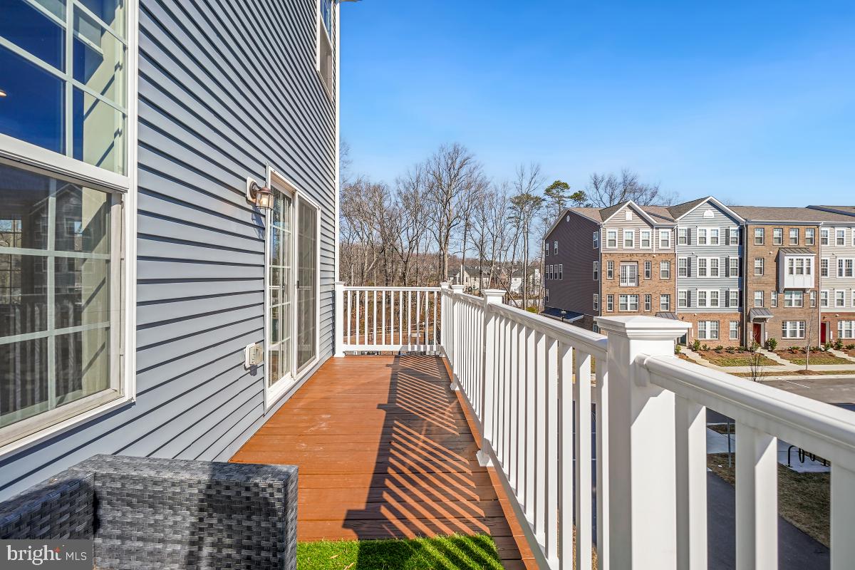 GLEN DALE COMMONS PHASE 2 - Residential Lease