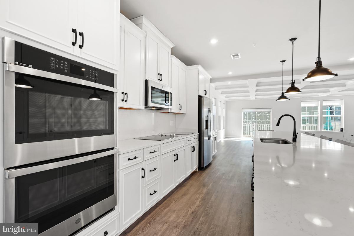 GLEN DALE COMMONS PHASE 2 - Residential Lease