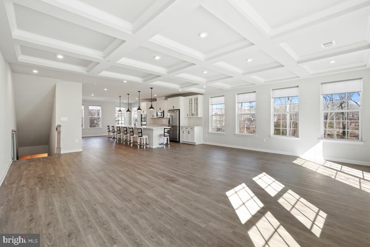 GLEN DALE COMMONS PHASE 2 - Residential Lease