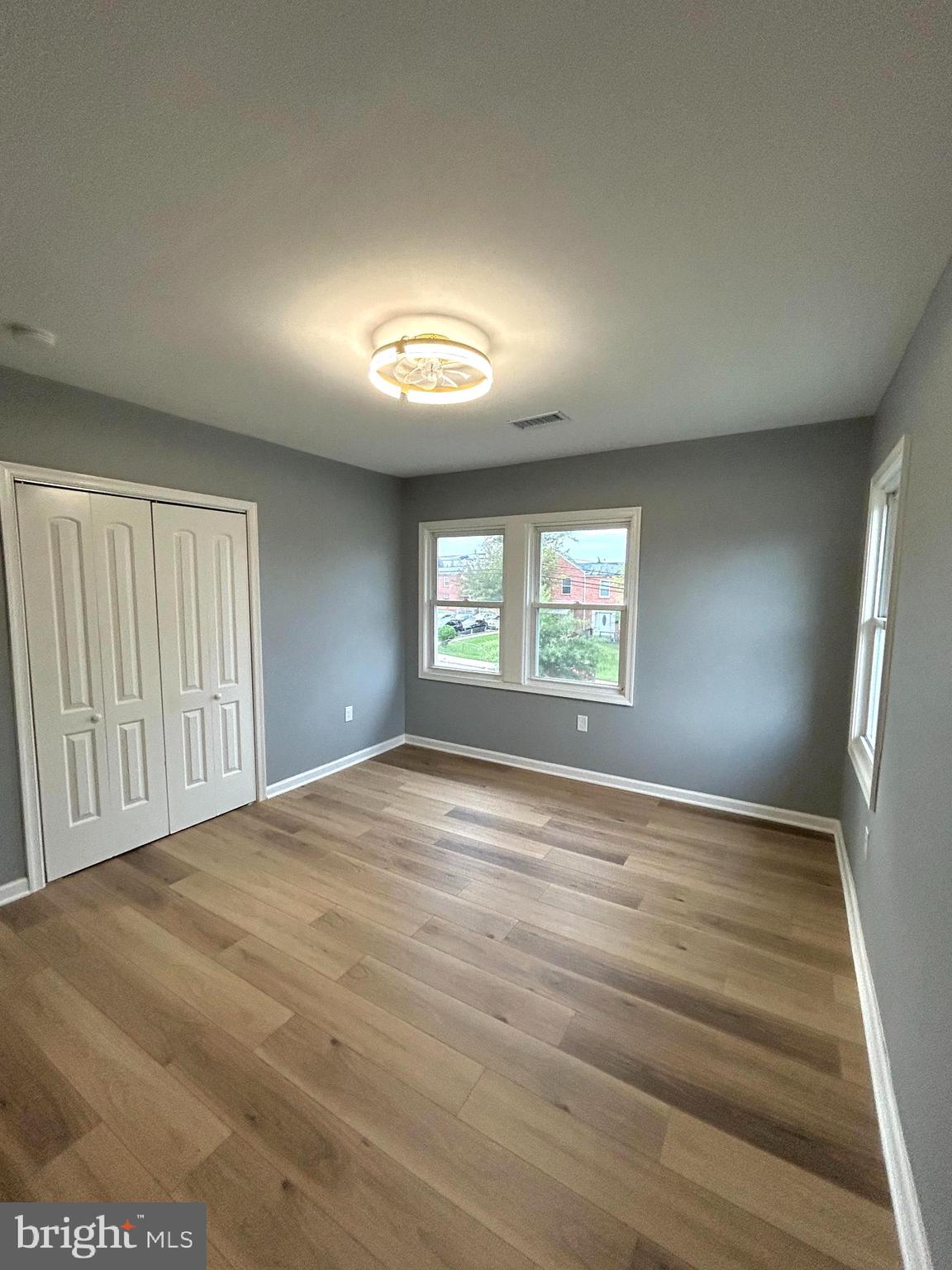 HILLTOP PARK - Residential Lease