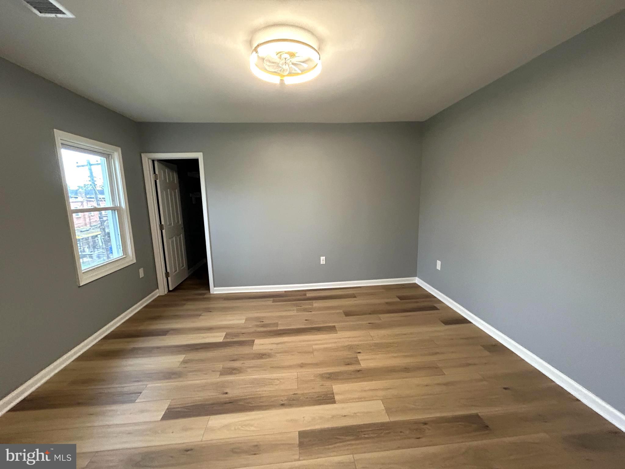 HILLTOP PARK - Residential Lease