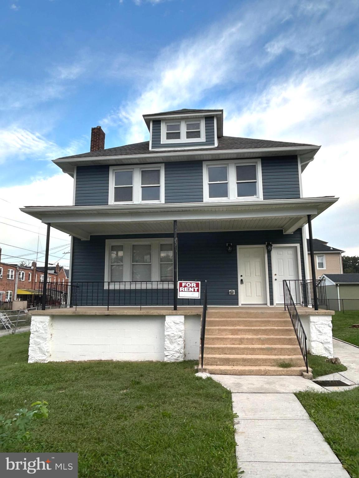 COMPLETELY RENOVATED, VERY SPACIOUS 3 BEDROOM, 1 FULL BATH APARTMENT WITH LAUNDRY IN UNIT, A HUGE GOURMET EAT IN KITCHEN AND SITUATED ON A LARGE LOT. CONVENIENT TO SHOPPING AND I-83.