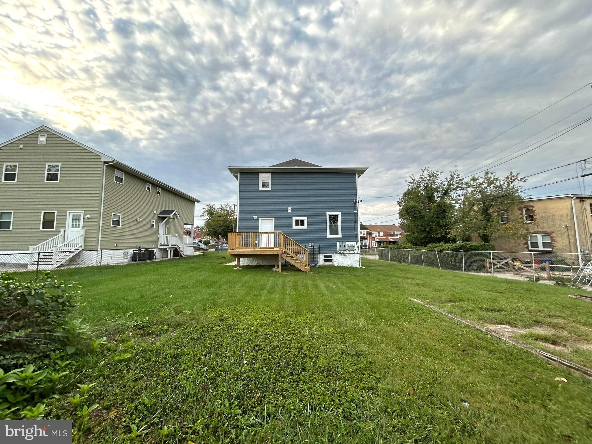 HILLTOP PARK - Residential Lease