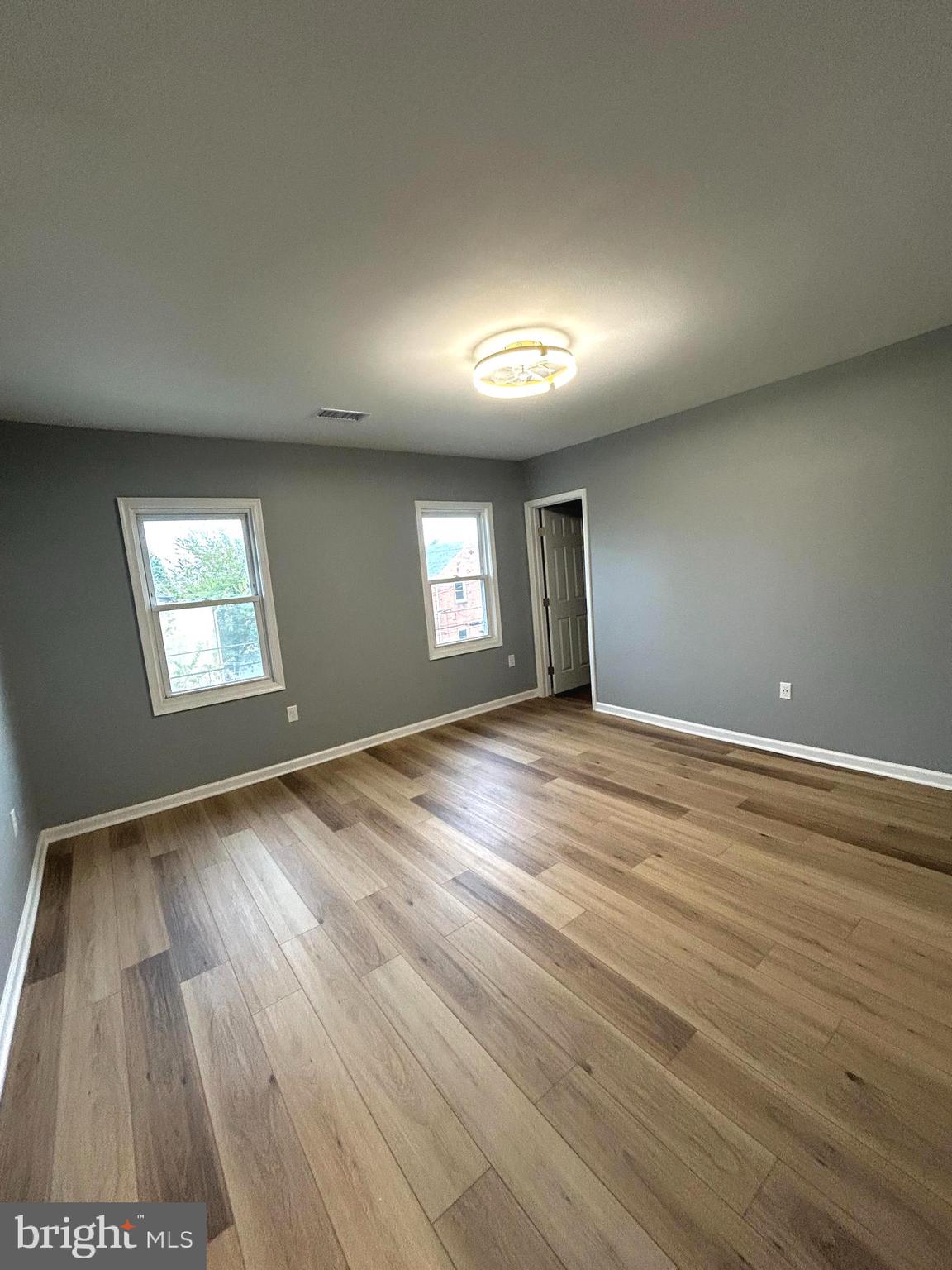 HILLTOP PARK - Residential Lease