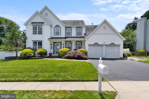 Homes For Sale - 35 Dark Leaf Drive<br/> HAMILTON, NJ 08610