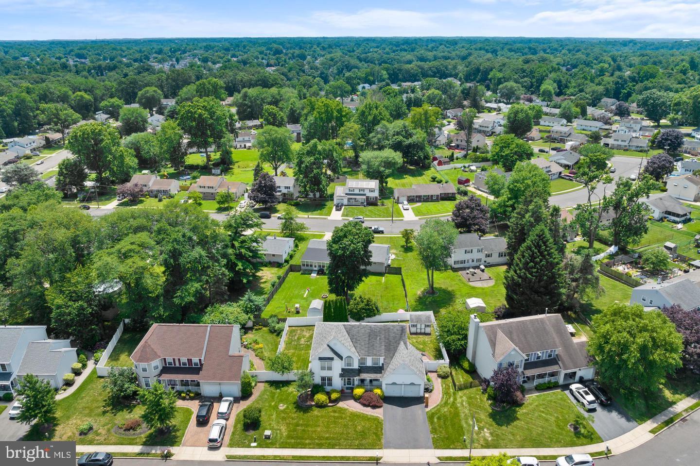 35 DARK LEAF DRIVE