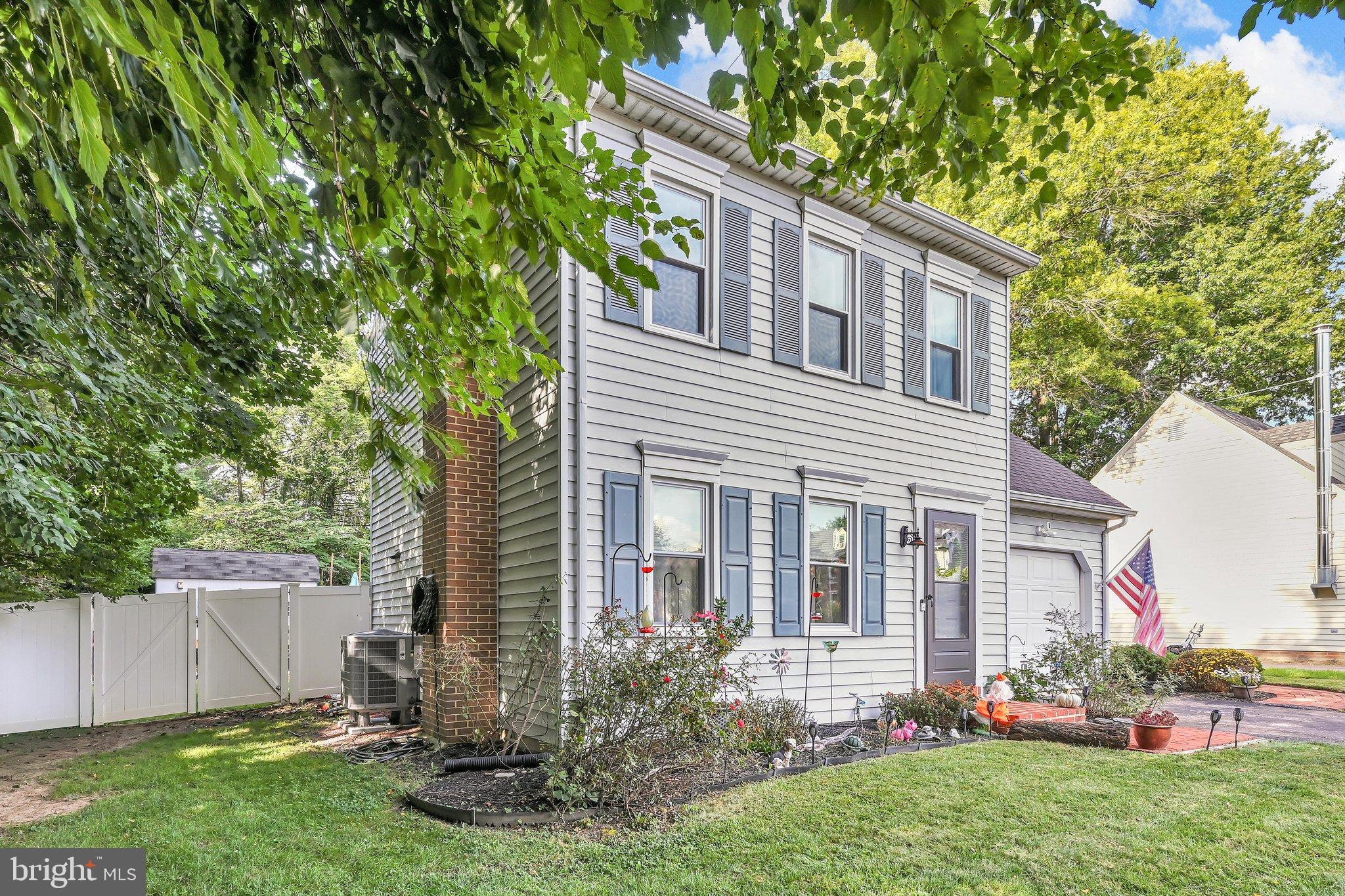 256 CROSS KEYS DRIVE