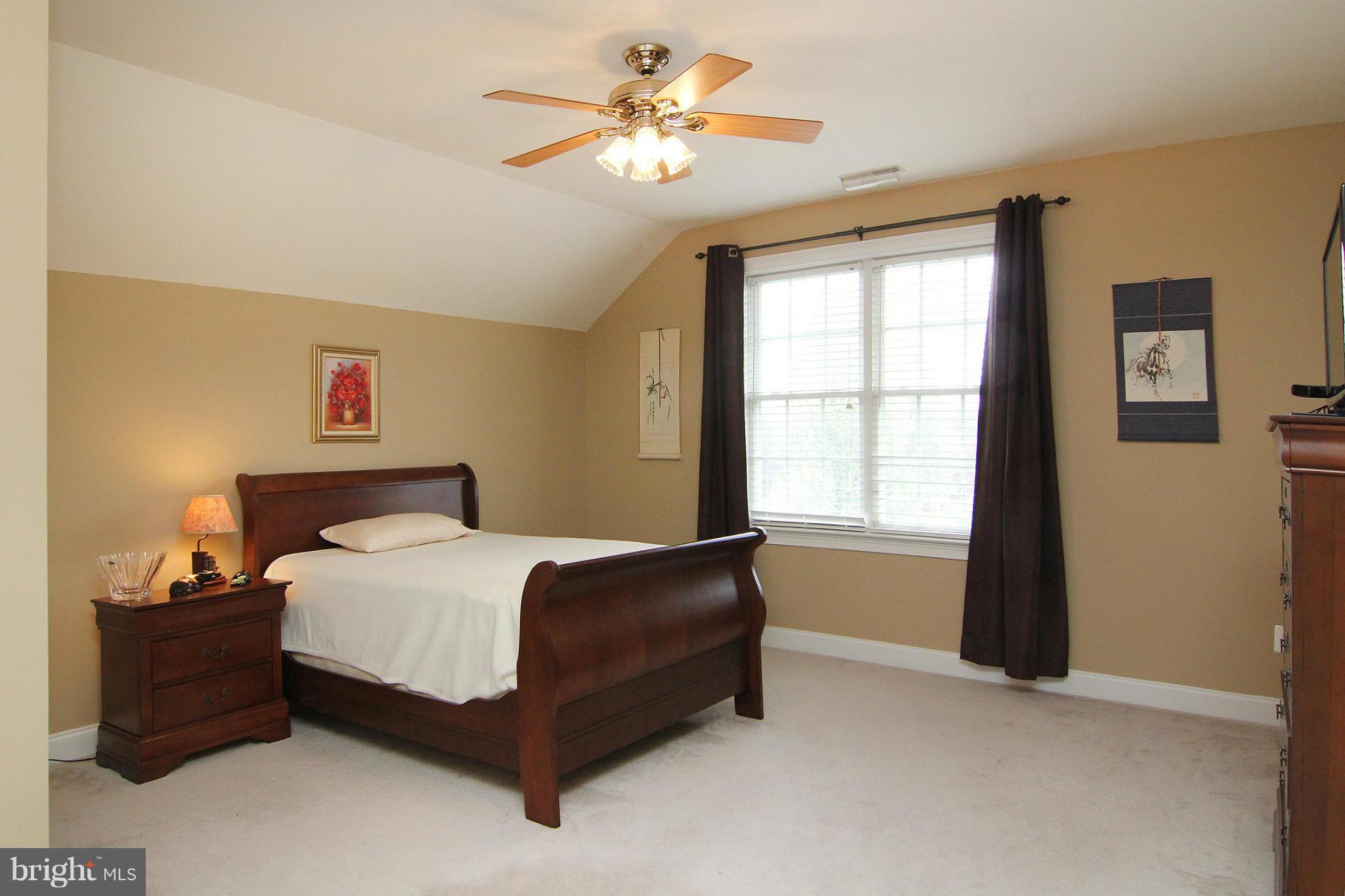 WILLOW HIGHLANDS - Residential