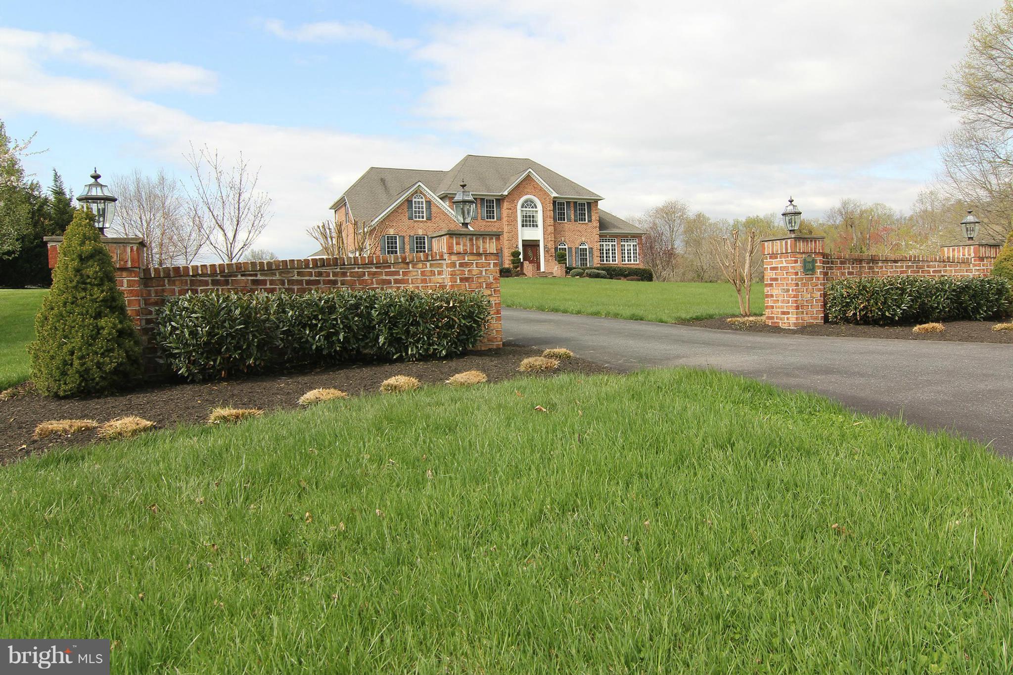 WILLOW HIGHLANDS - Residential