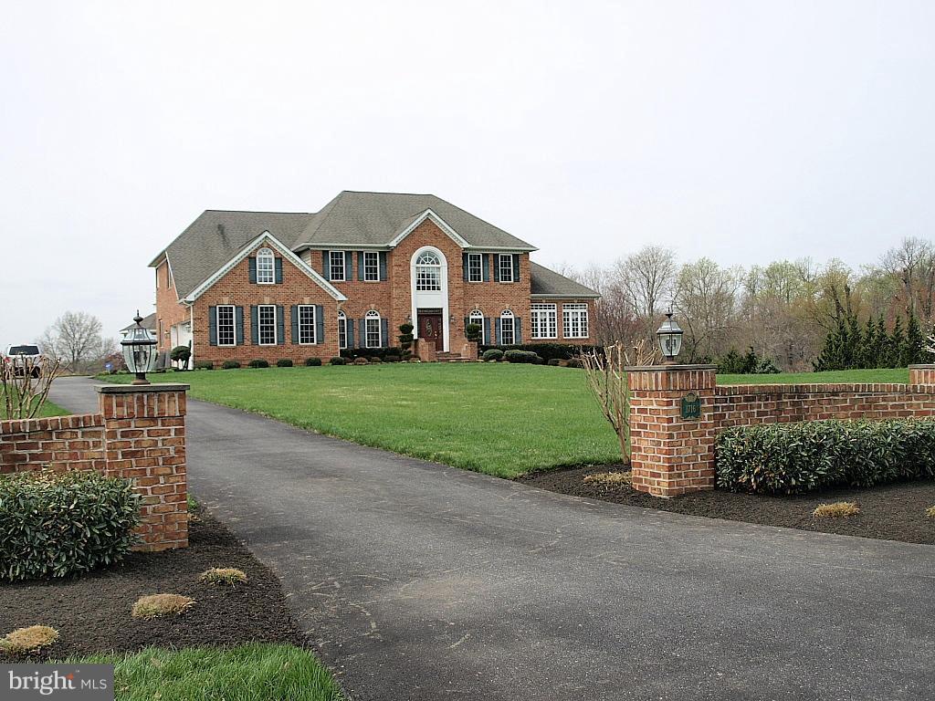 WILLOW HIGHLANDS - Residential