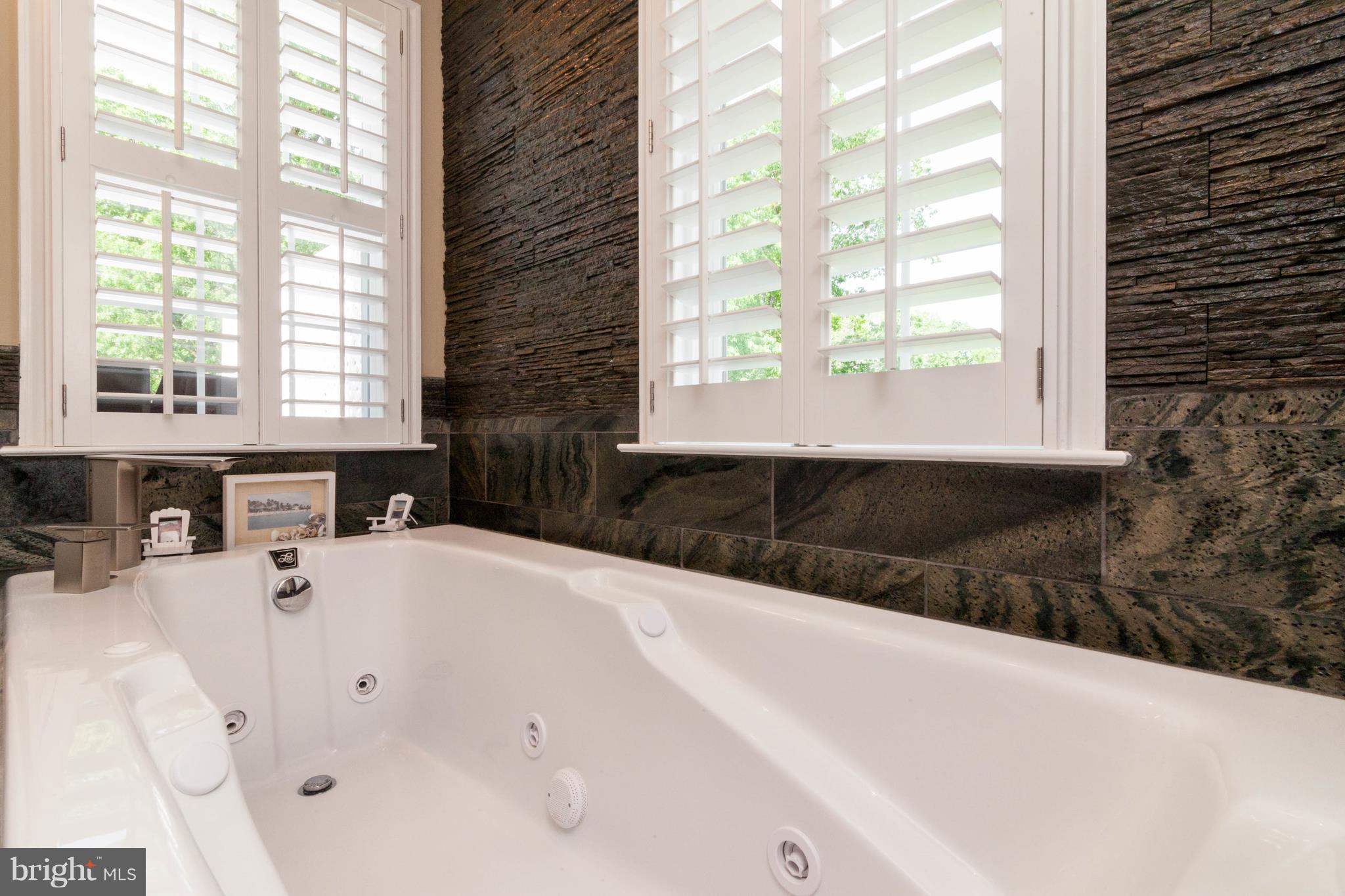 FAIRCREST - Residential