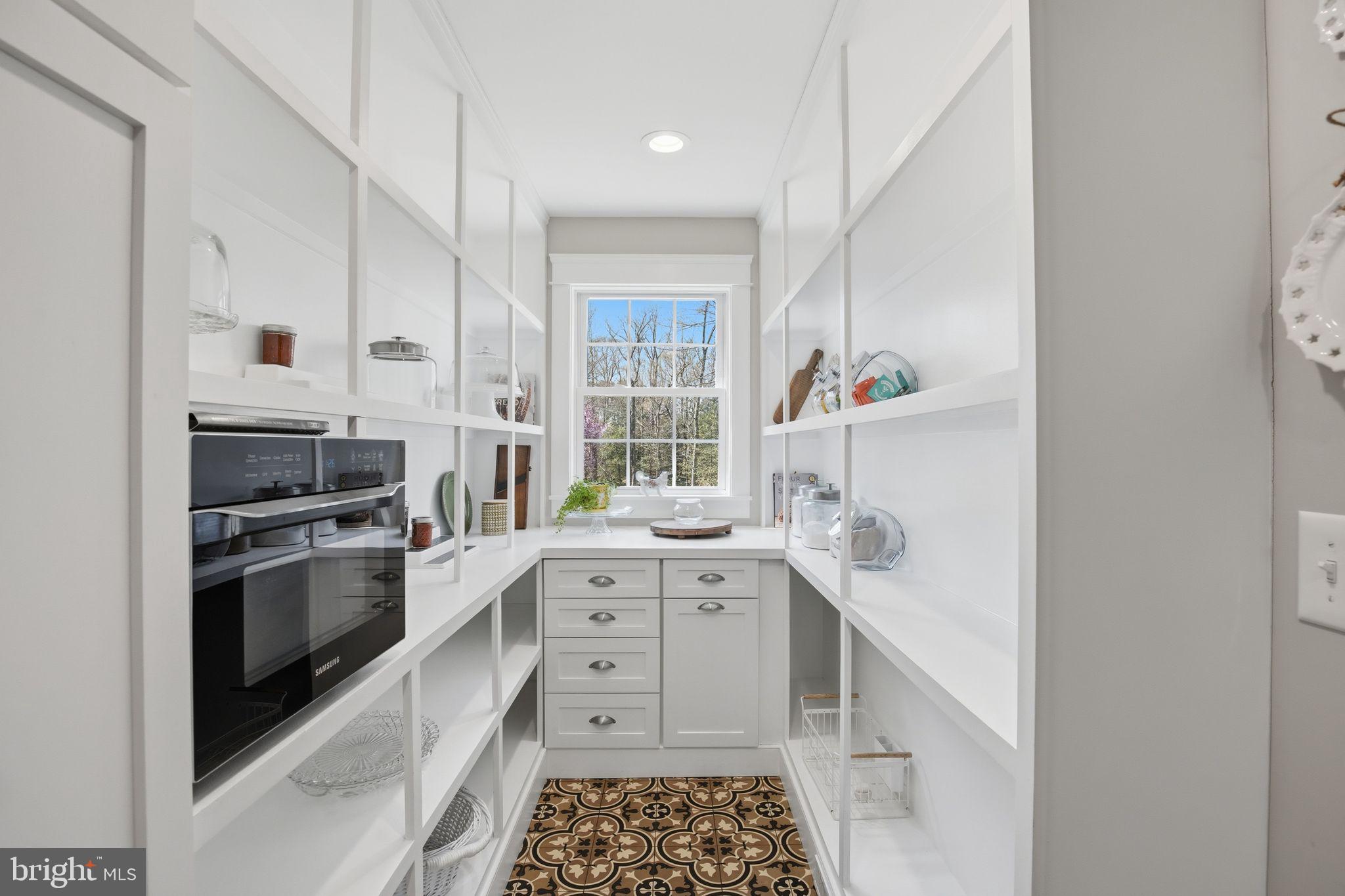 ST. JEROME'S CROSSROADS - Residential