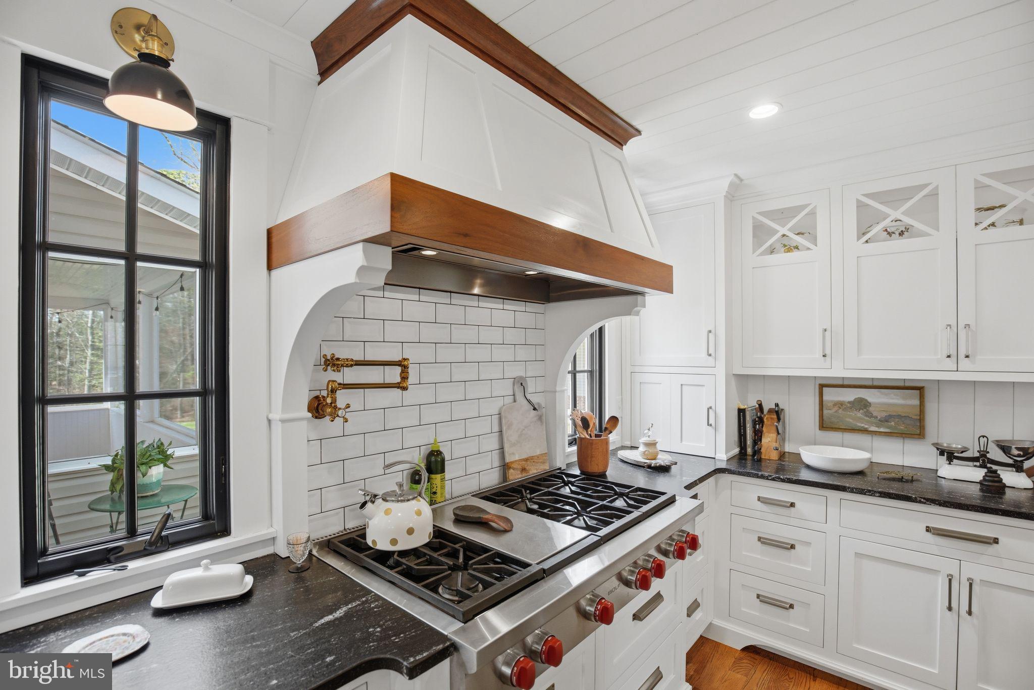 ST. JEROME'S CROSSROADS - Residential