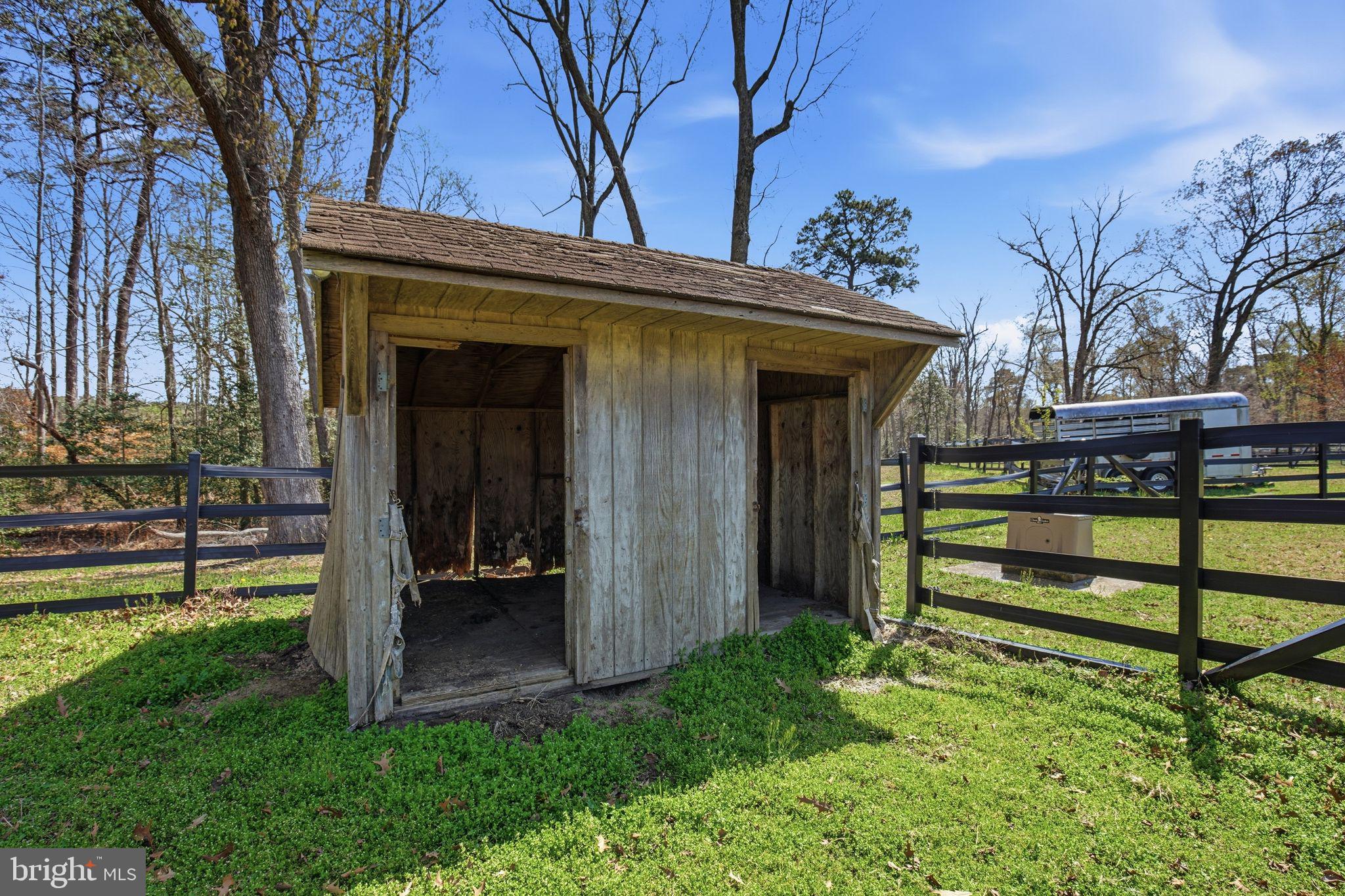 ST. JEROME'S CROSSROADS - Residential