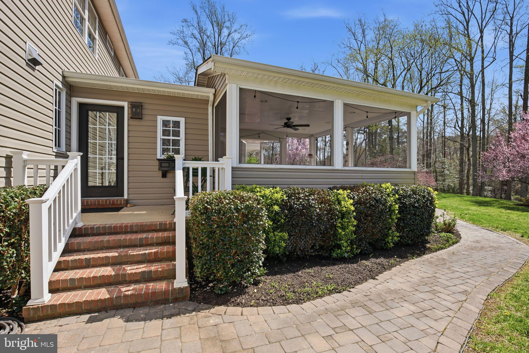 ST. JEROME'S CROSSROADS - Residential