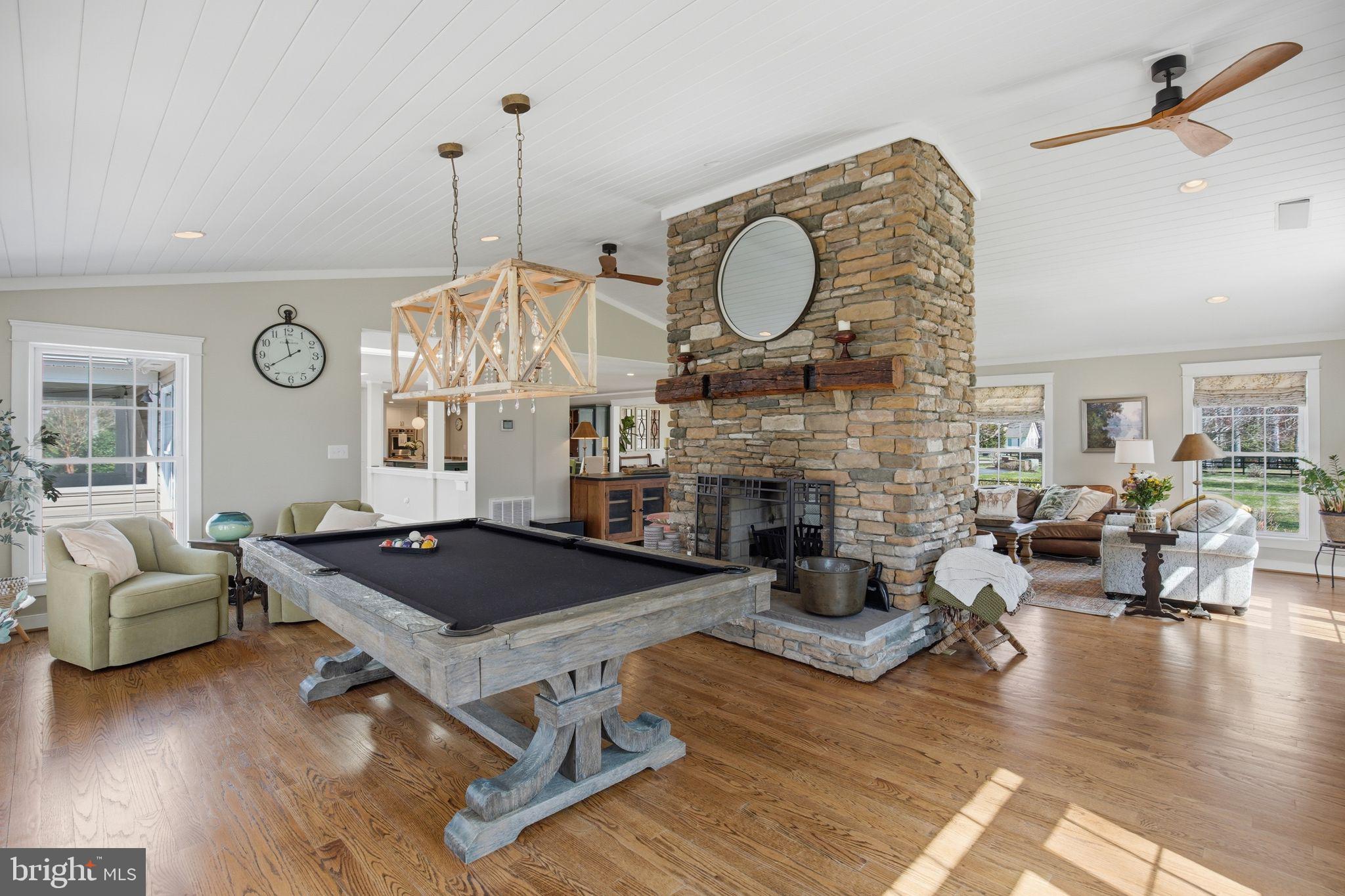 ST. JEROME'S CROSSROADS - Residential