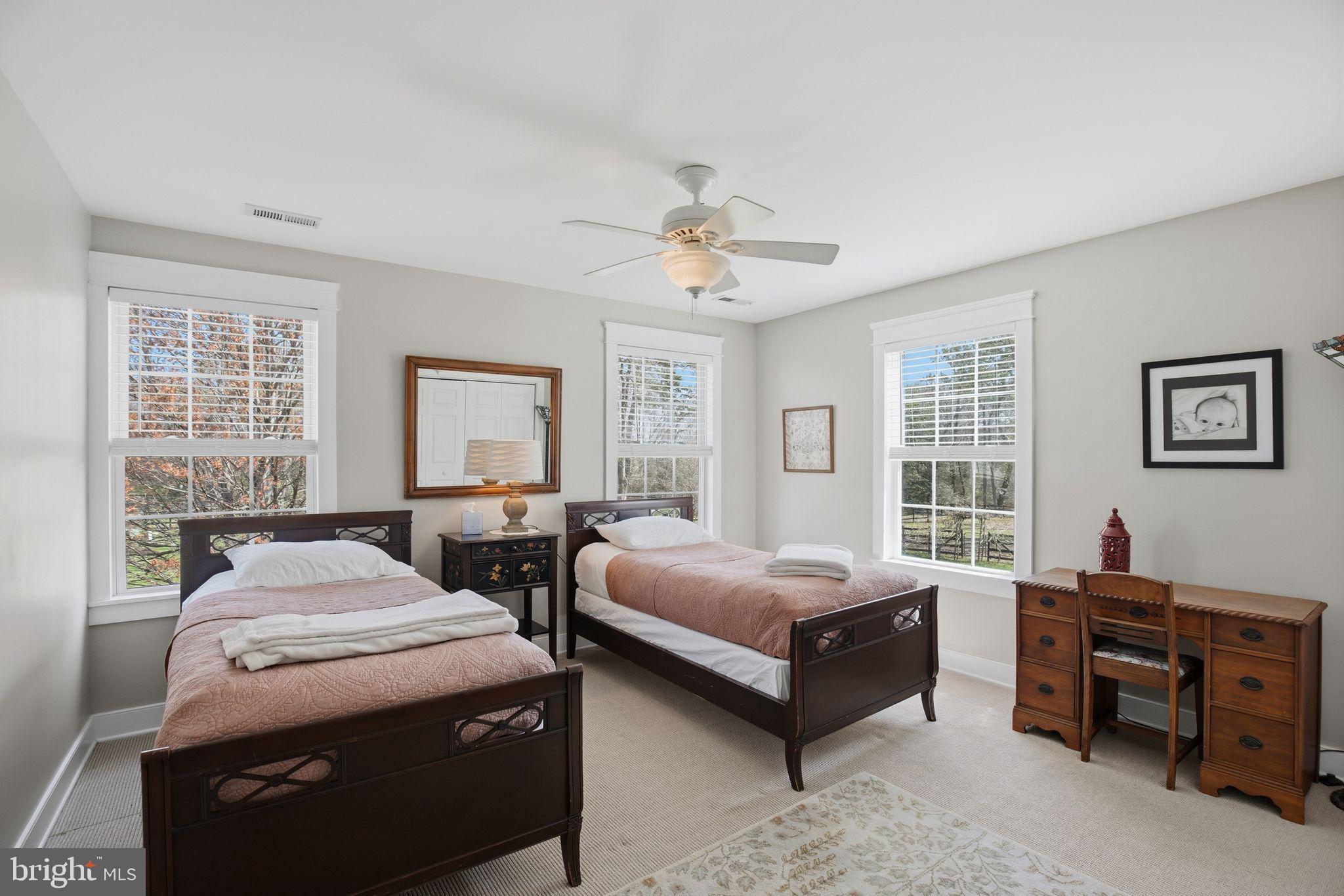 ST. JEROME'S CROSSROADS - Residential