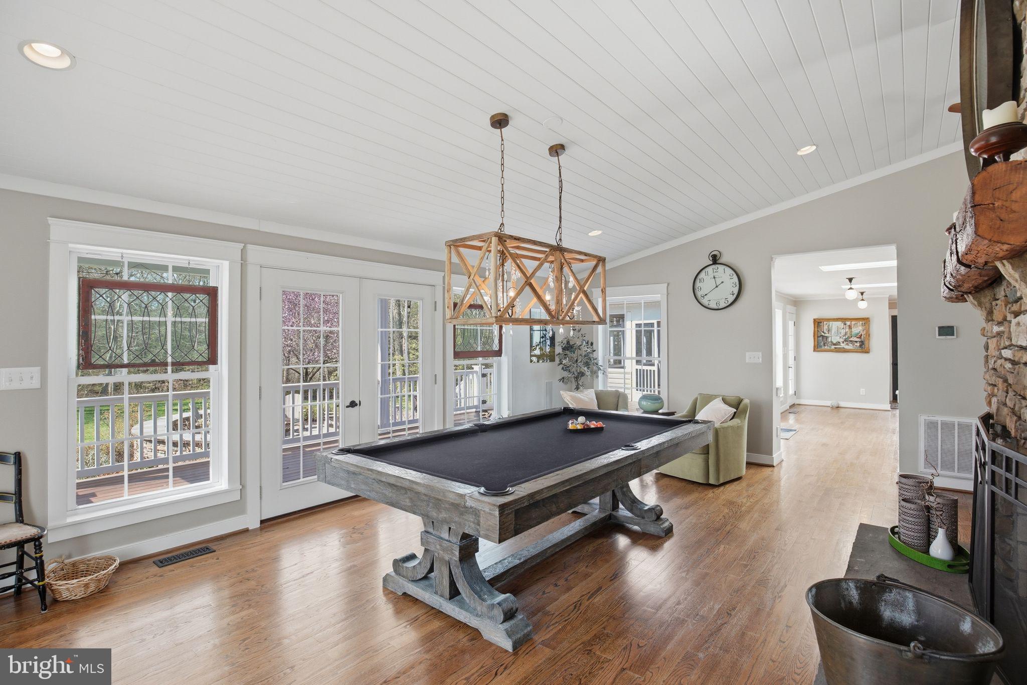 ST. JEROME'S CROSSROADS - Residential