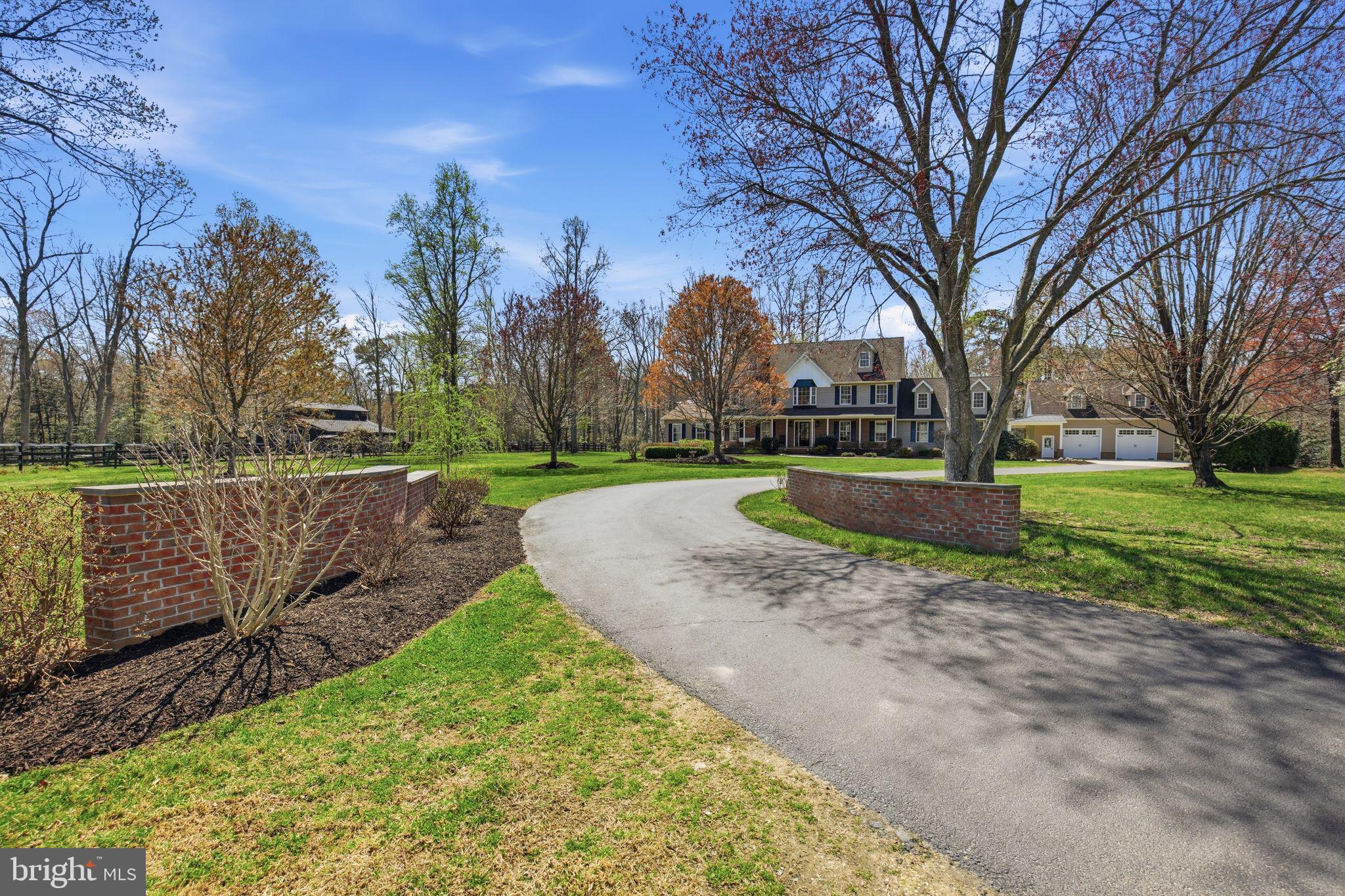 ST. JEROME'S CROSSROADS - Residential