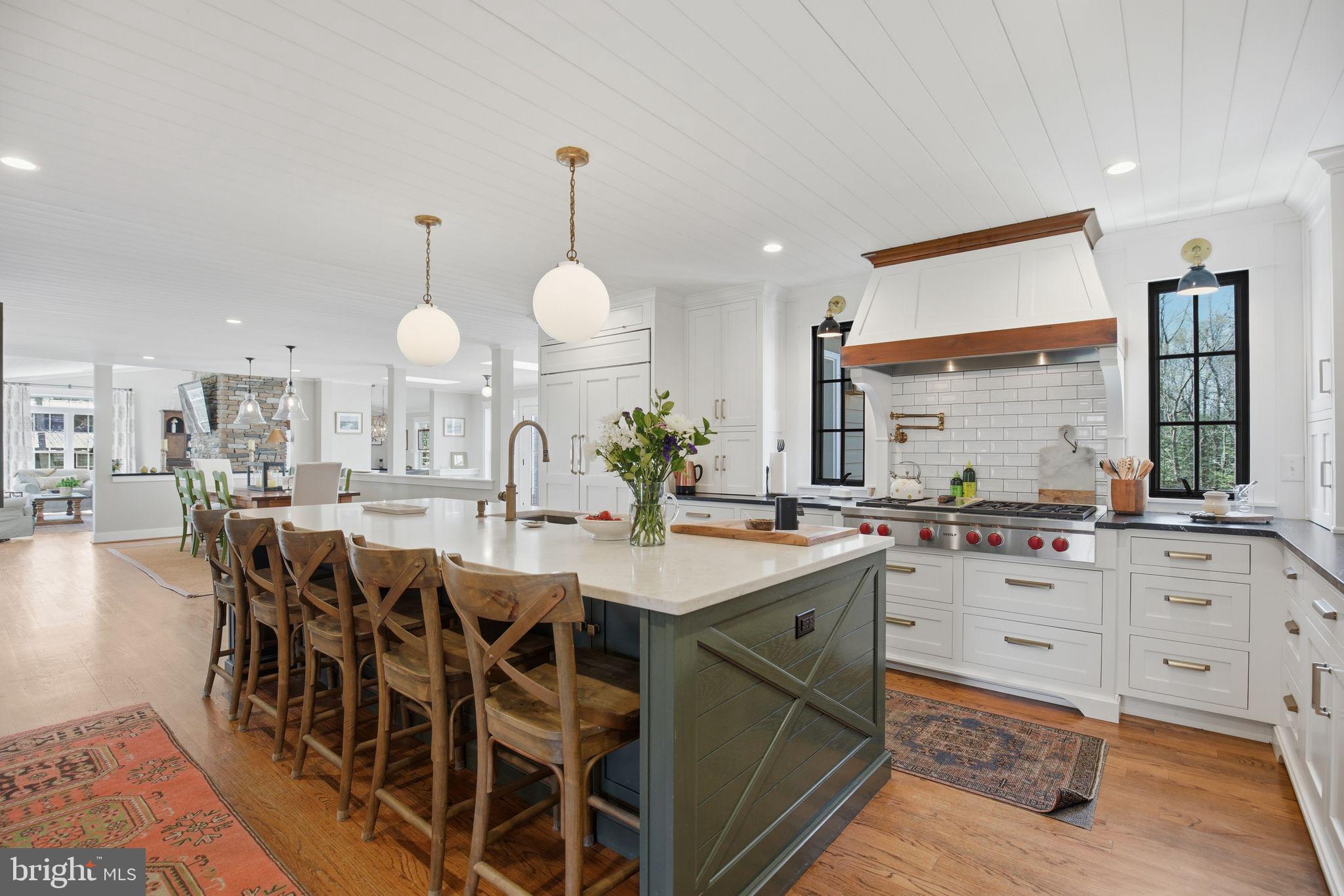 ST. JEROME'S CROSSROADS - Residential