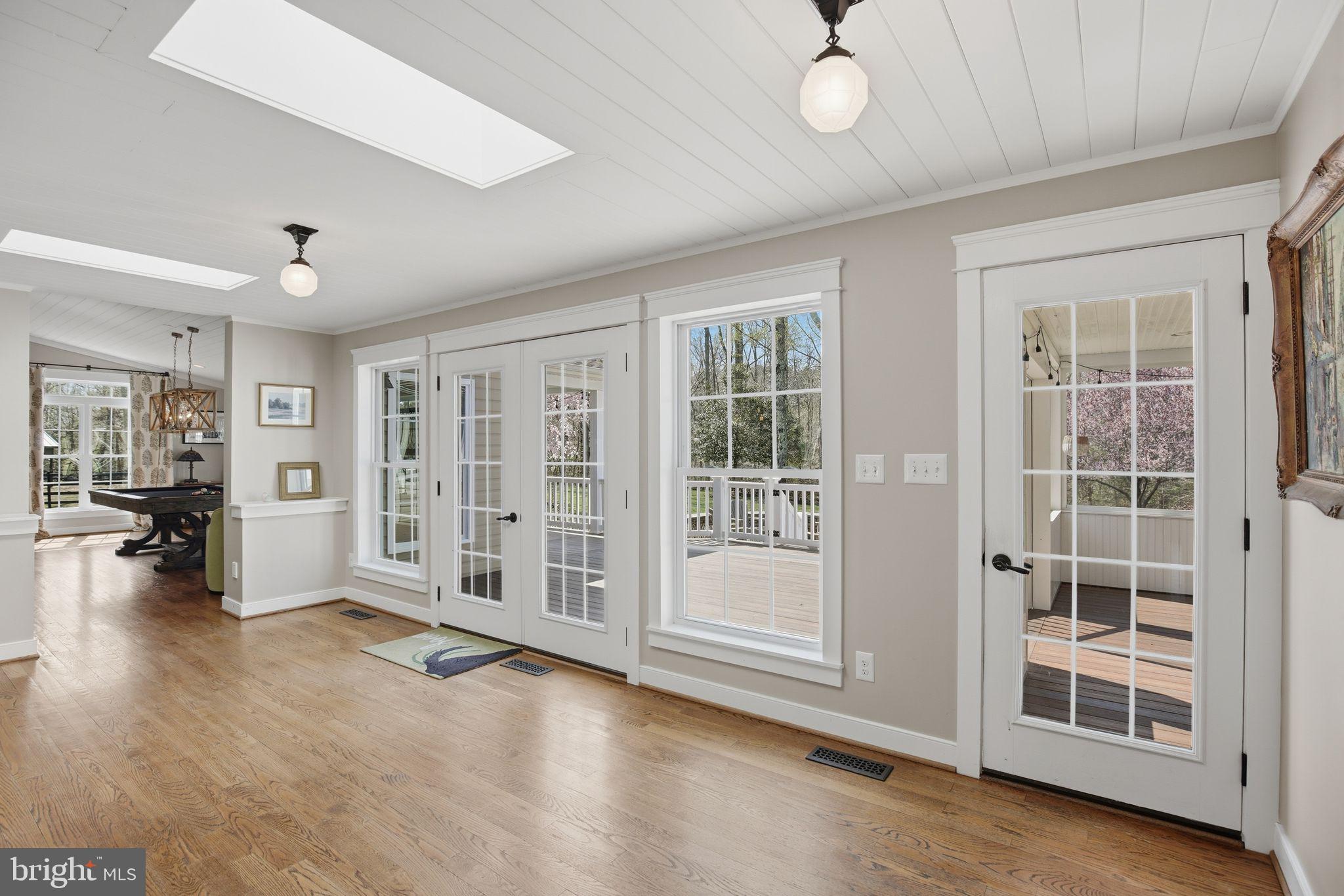 ST. JEROME'S CROSSROADS - Residential