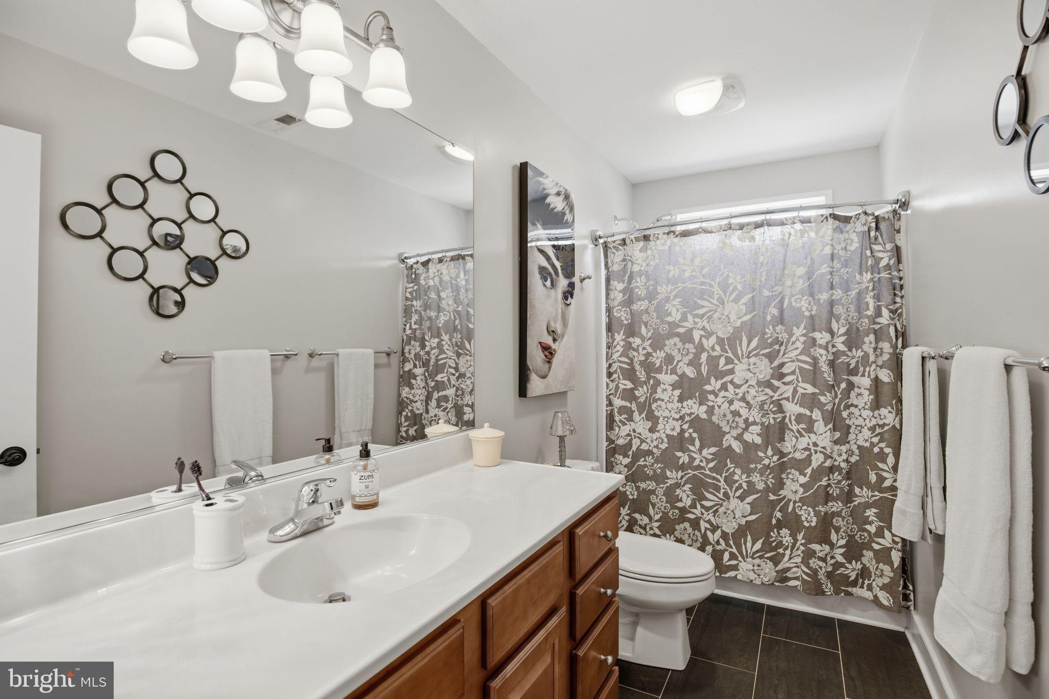 ST. JEROME'S CROSSROADS - Residential