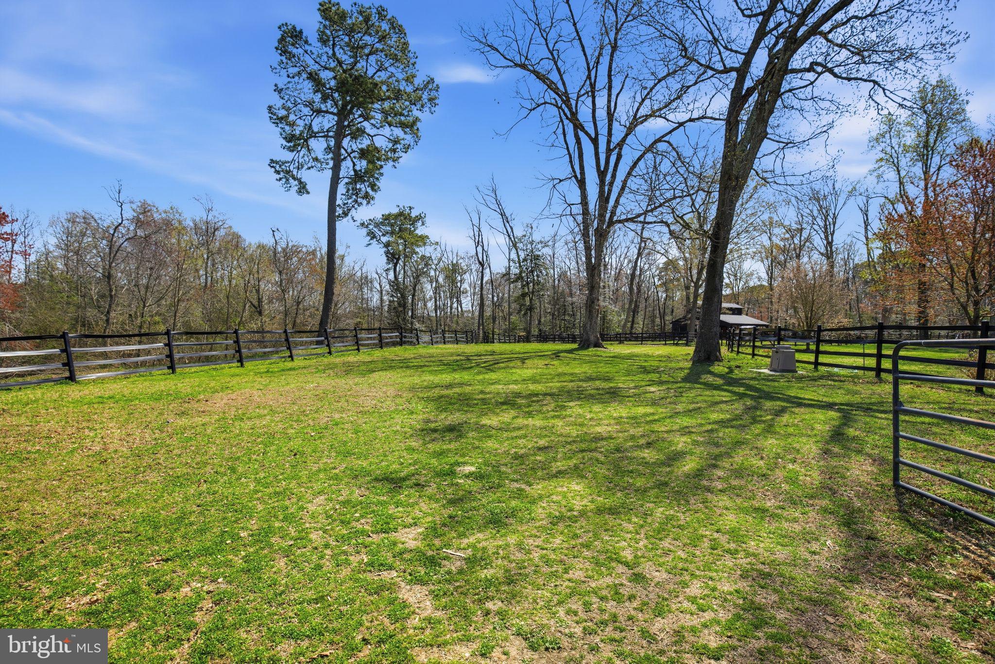 ST. JEROME'S CROSSROADS - Residential