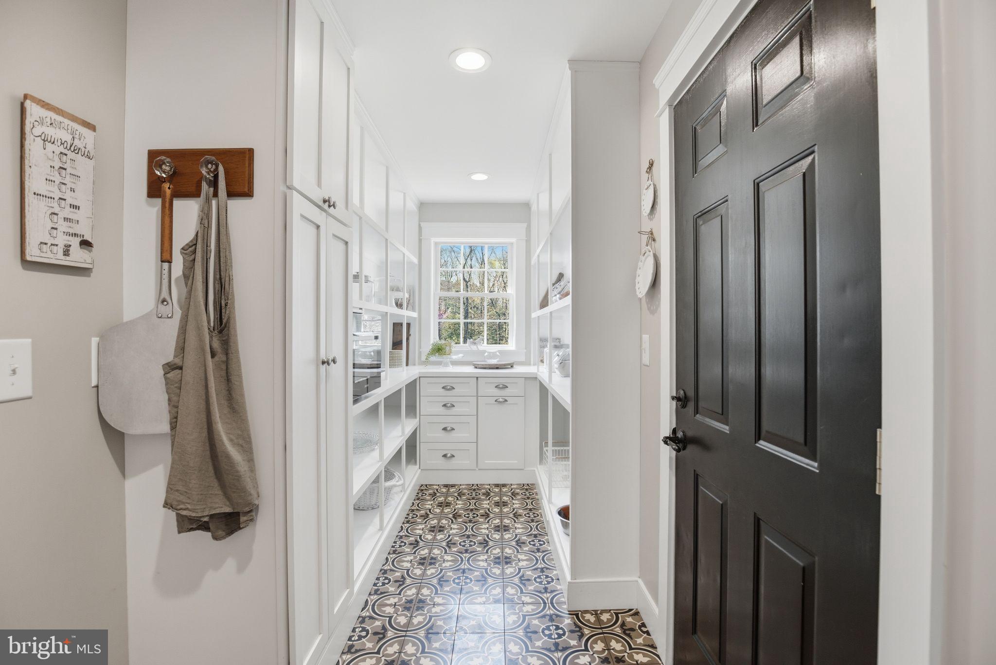 ST. JEROME'S CROSSROADS - Residential