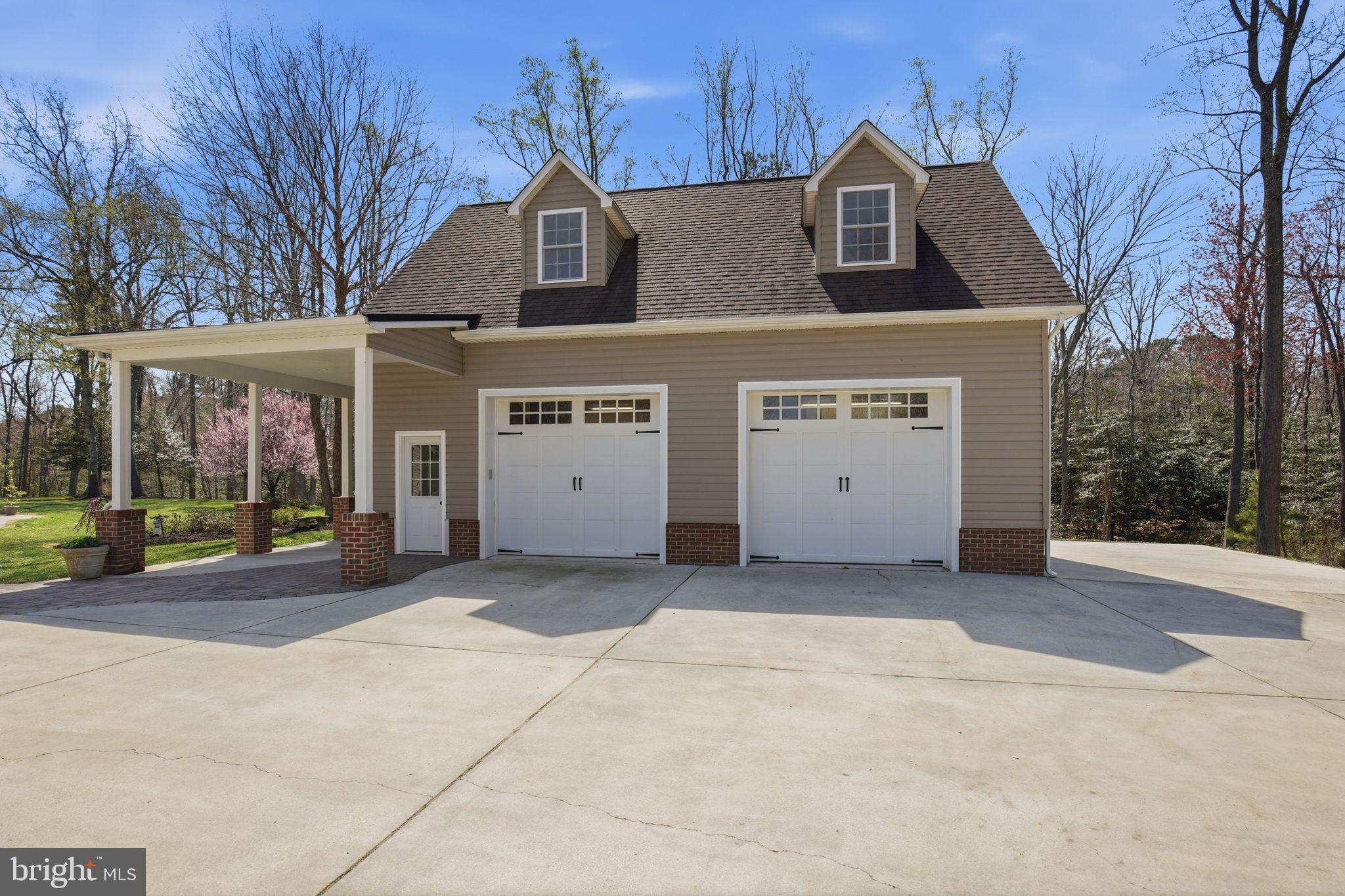 ST. JEROME'S CROSSROADS - Residential