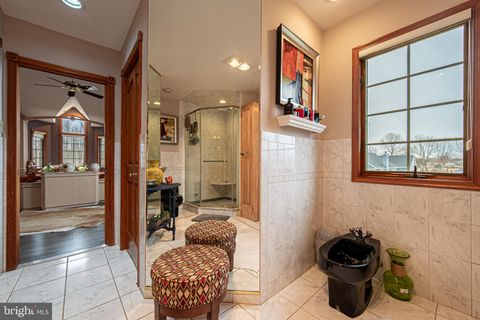 listing image 87