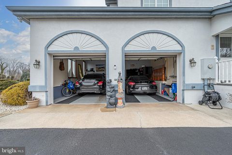 listing image 105