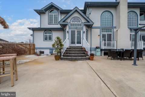 listing image 107